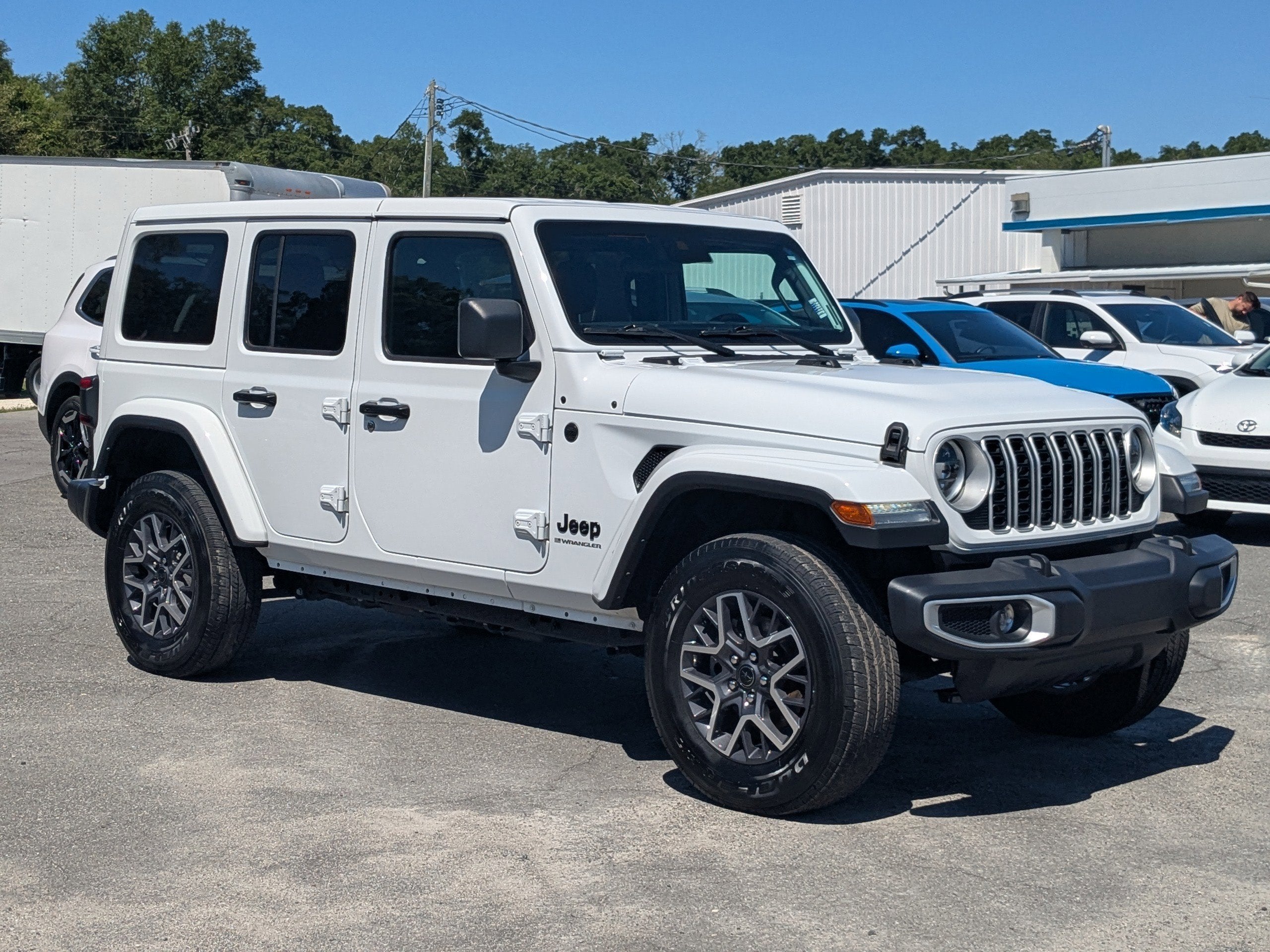 2025 Jeep Wrangler Sahara