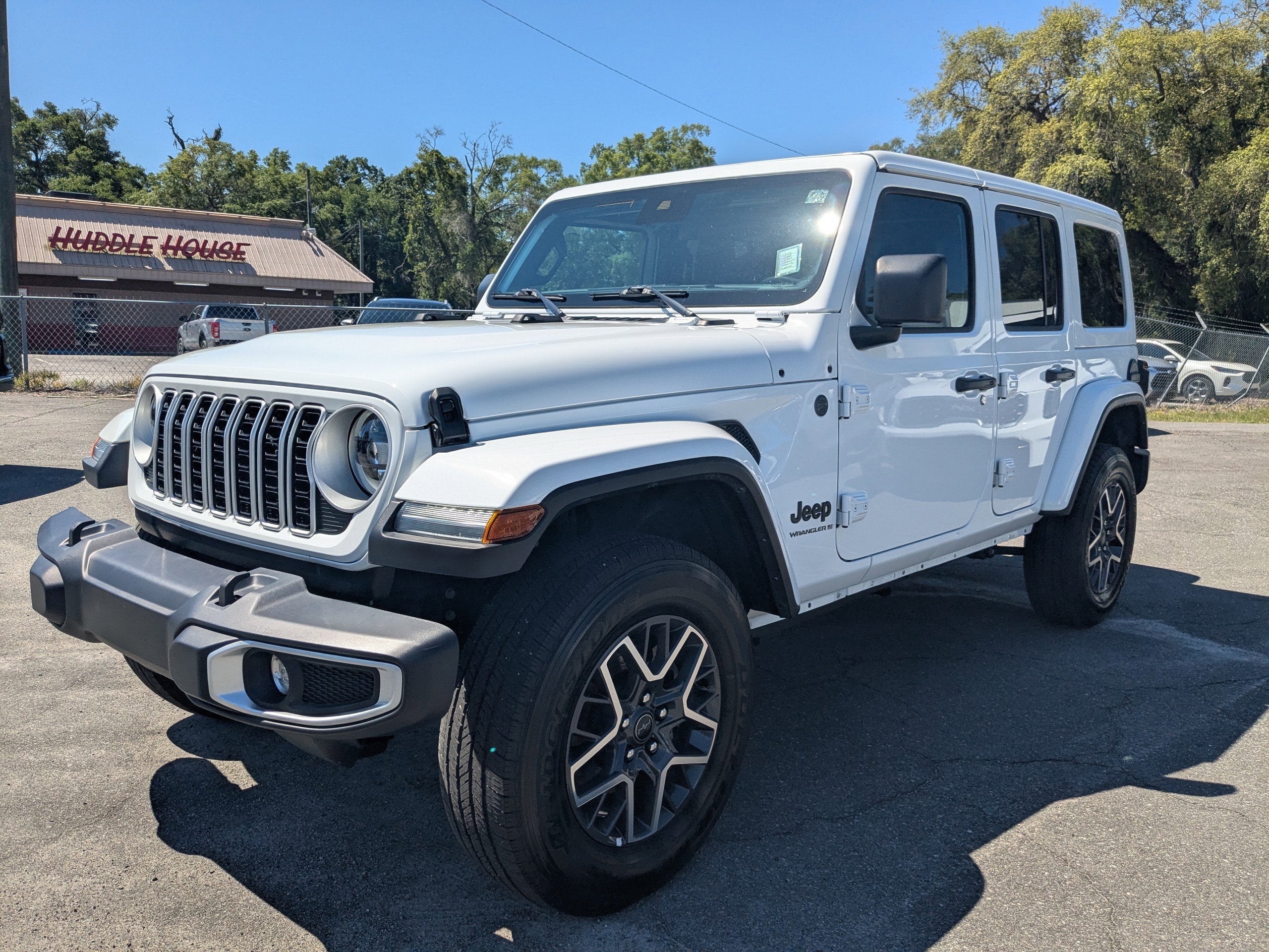 2025 Jeep Wrangler Sahara