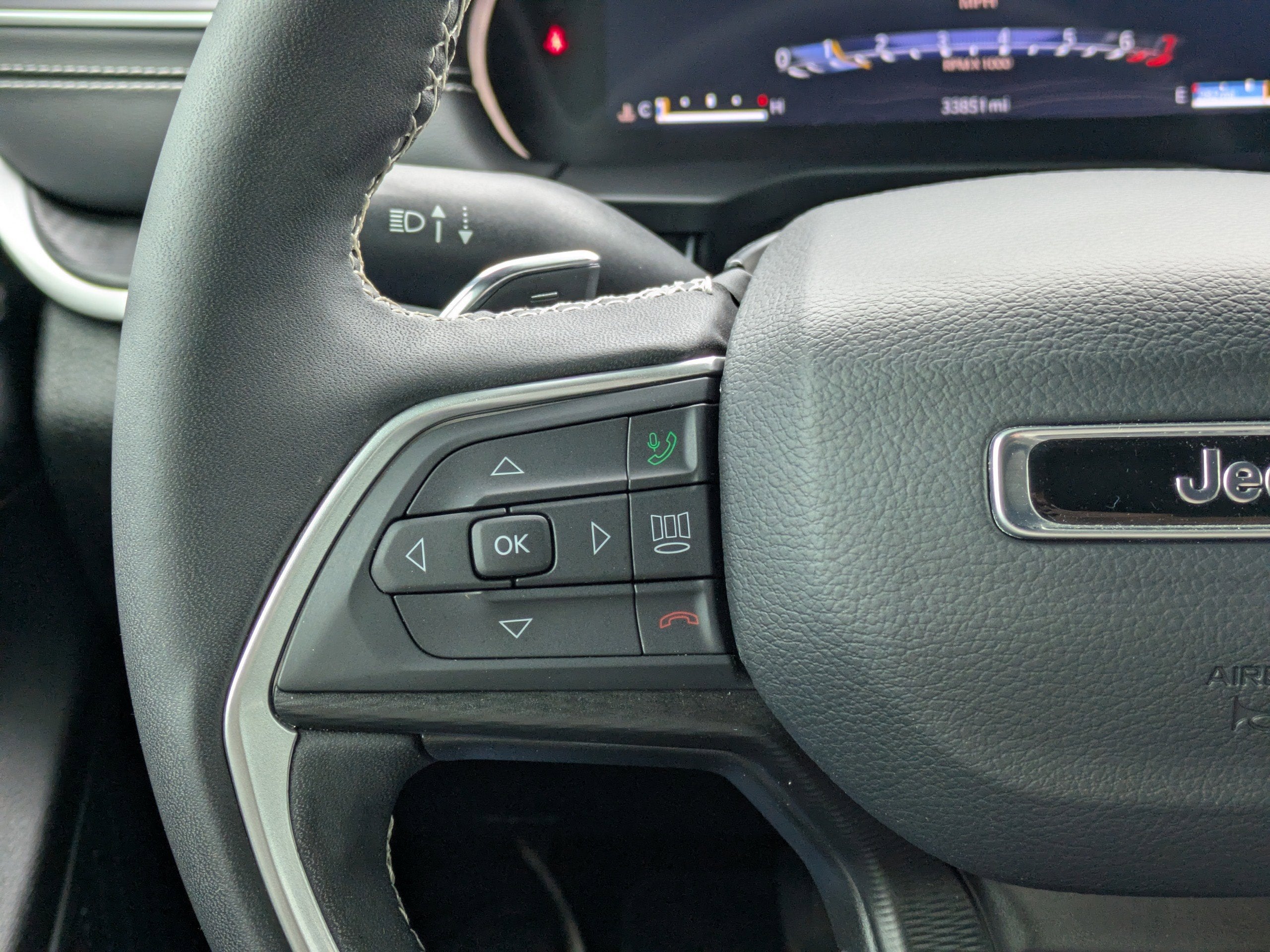 2024 Jeep Grand Cherokee Laredo