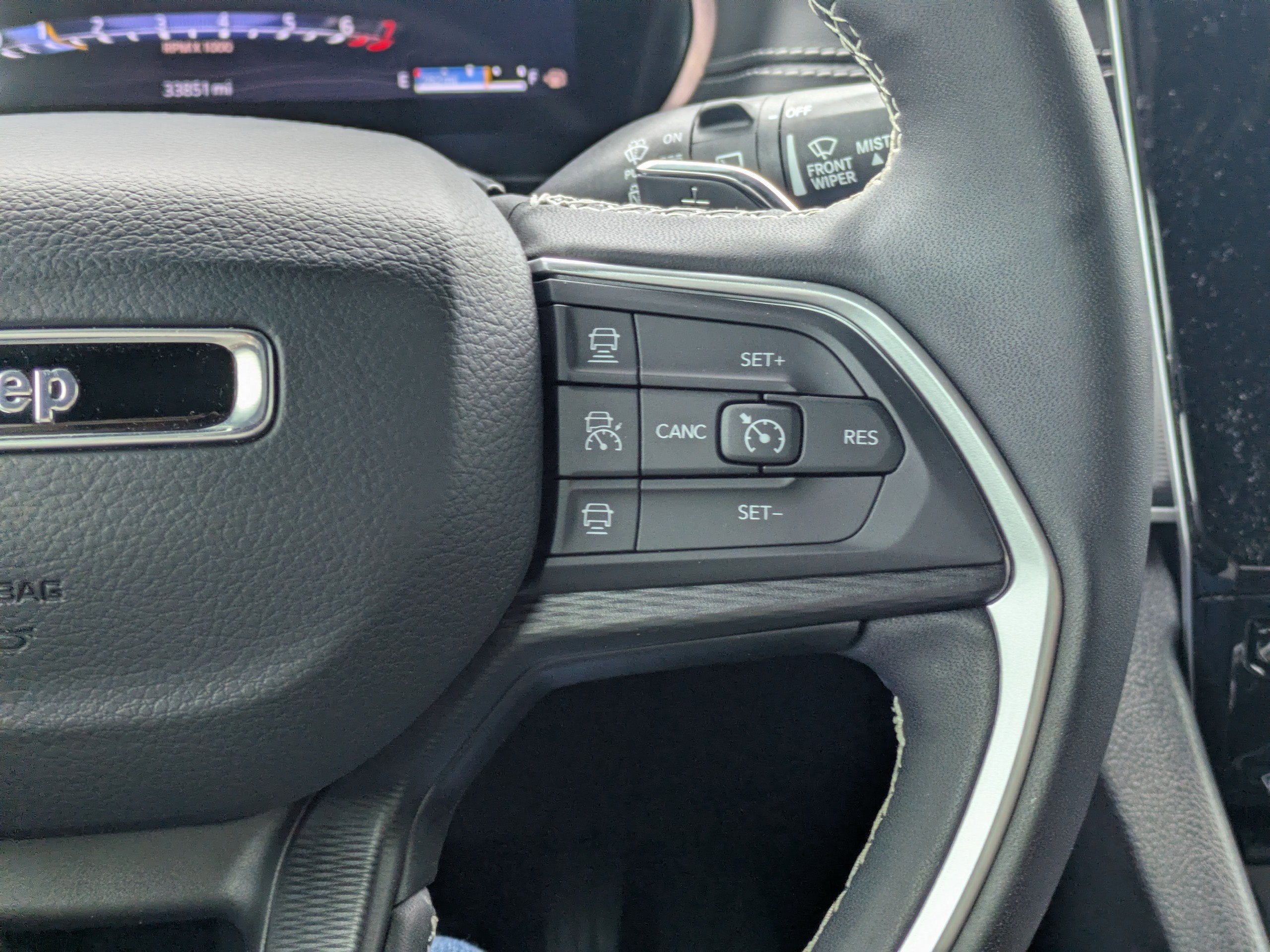 2024 Jeep Grand Cherokee Laredo