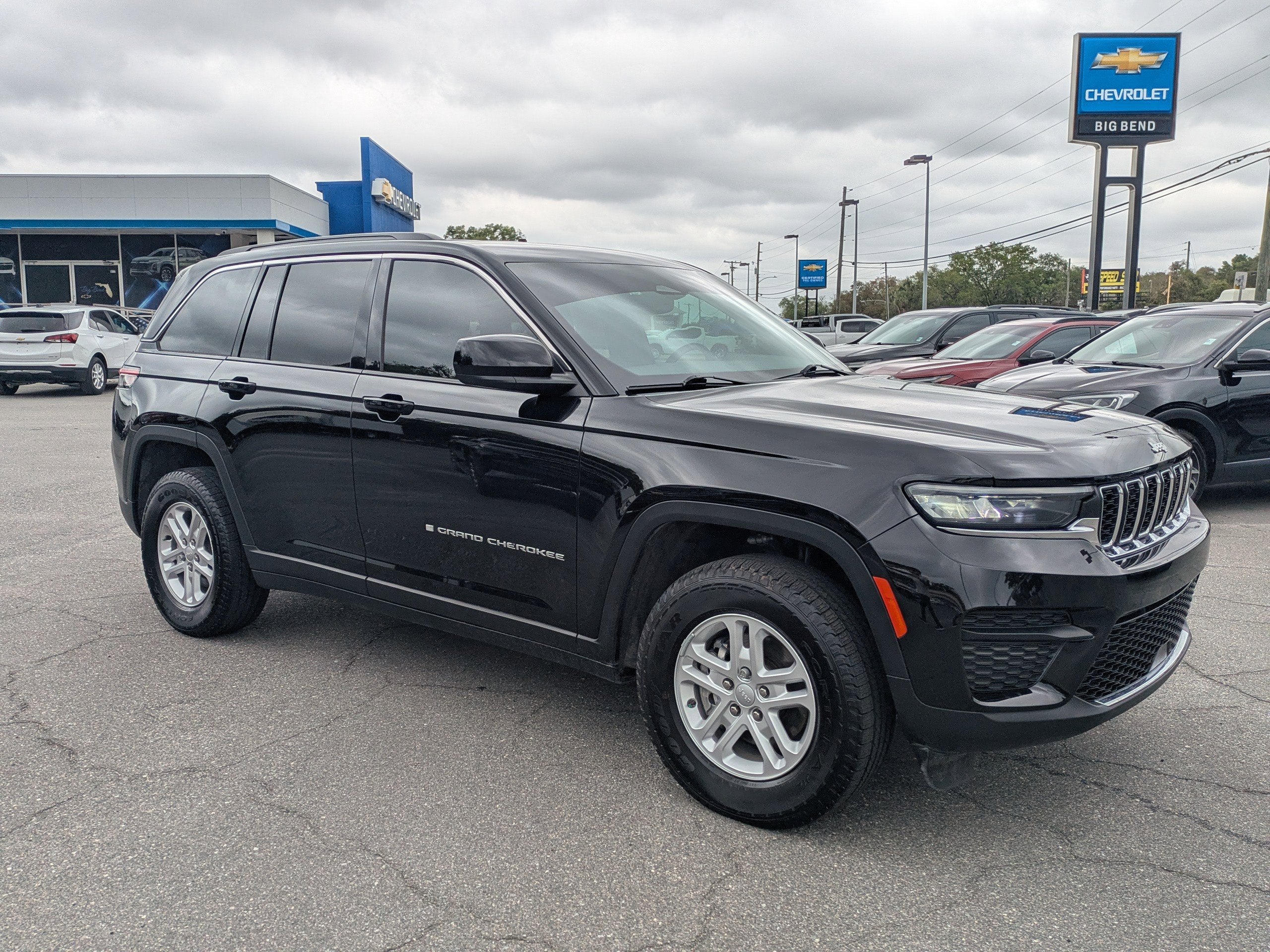 2024 Jeep Grand Cherokee Laredo