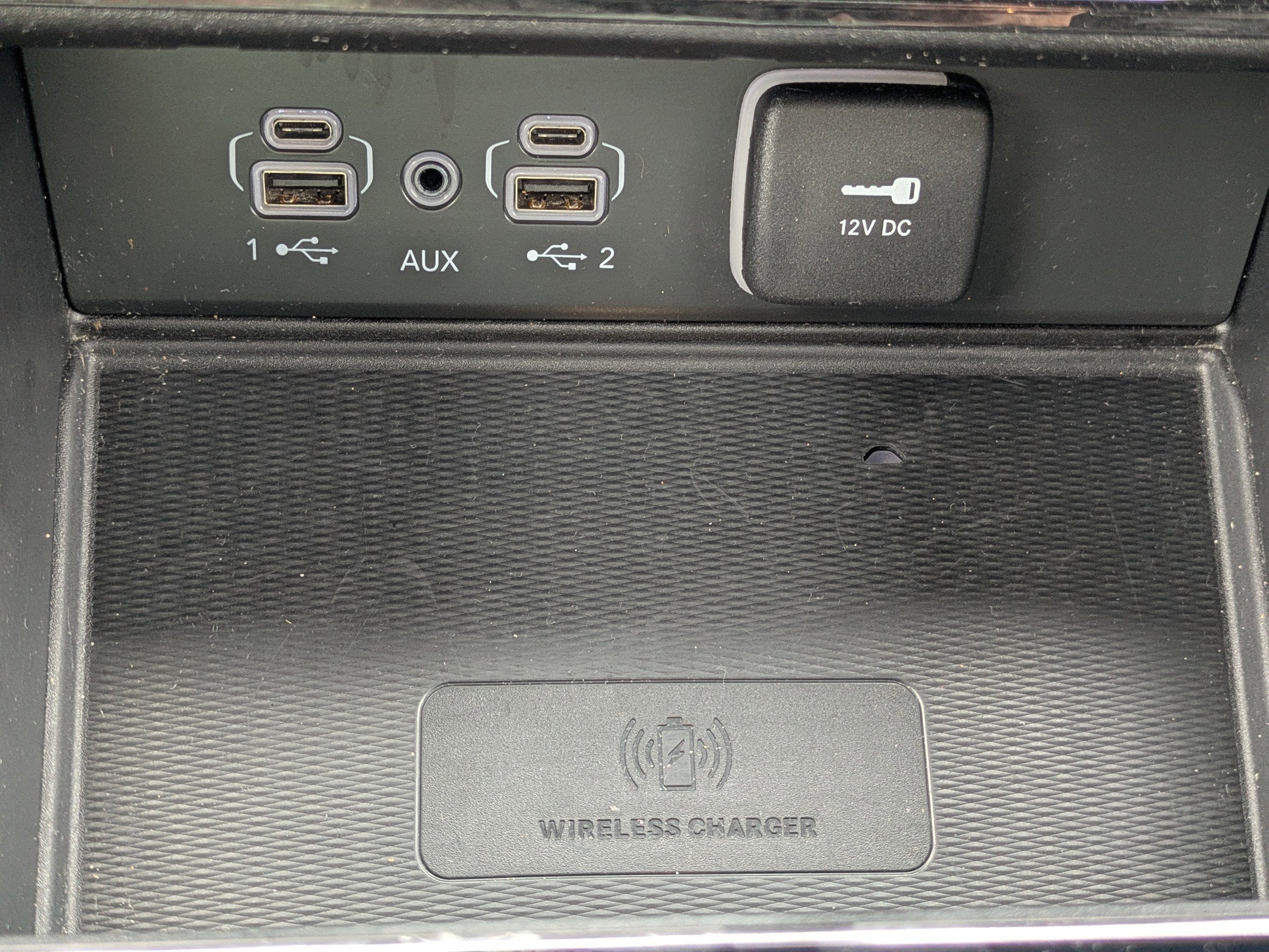 2023 Jeep GRAND CHEROKEE L Base