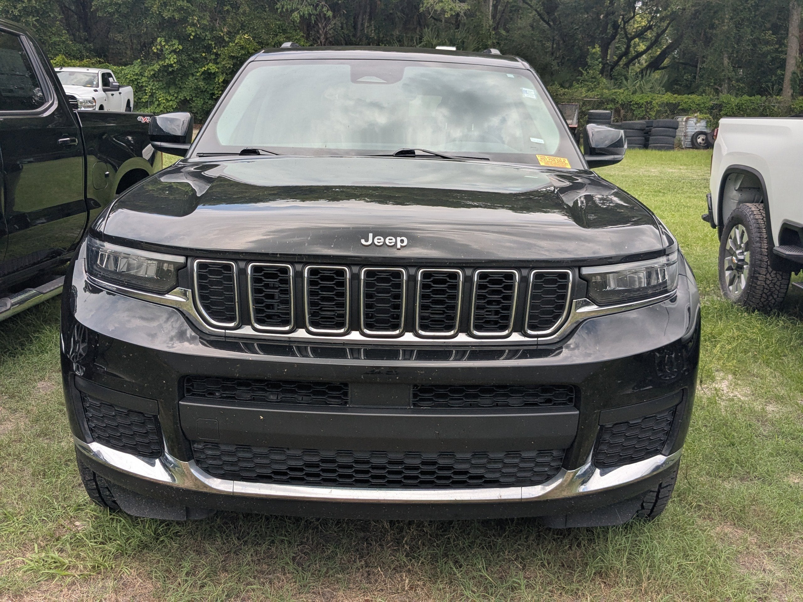 2023 Jeep Grand Cherokee L Laredo