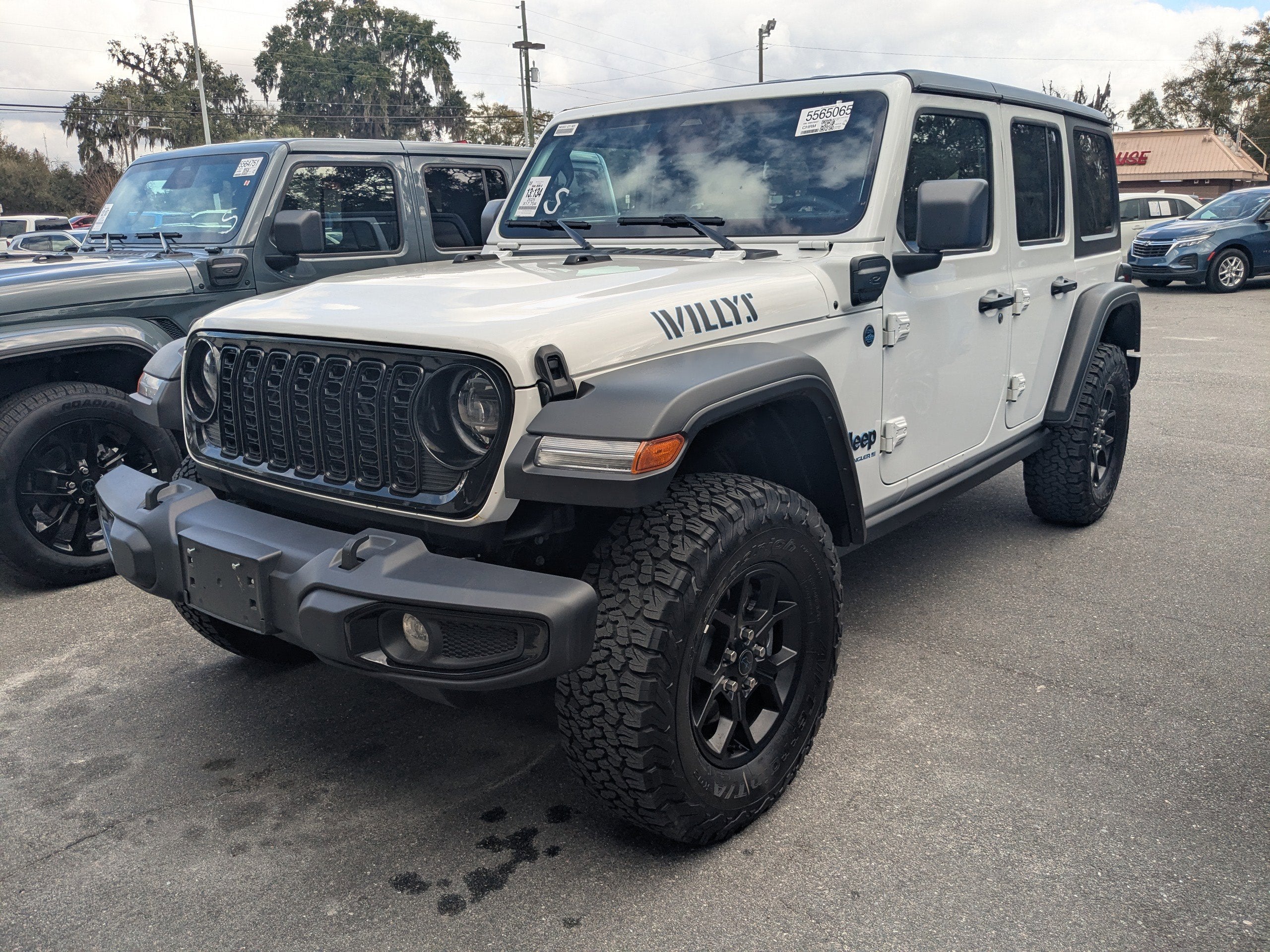 2025 Jeep Wrangler 4xe Willys