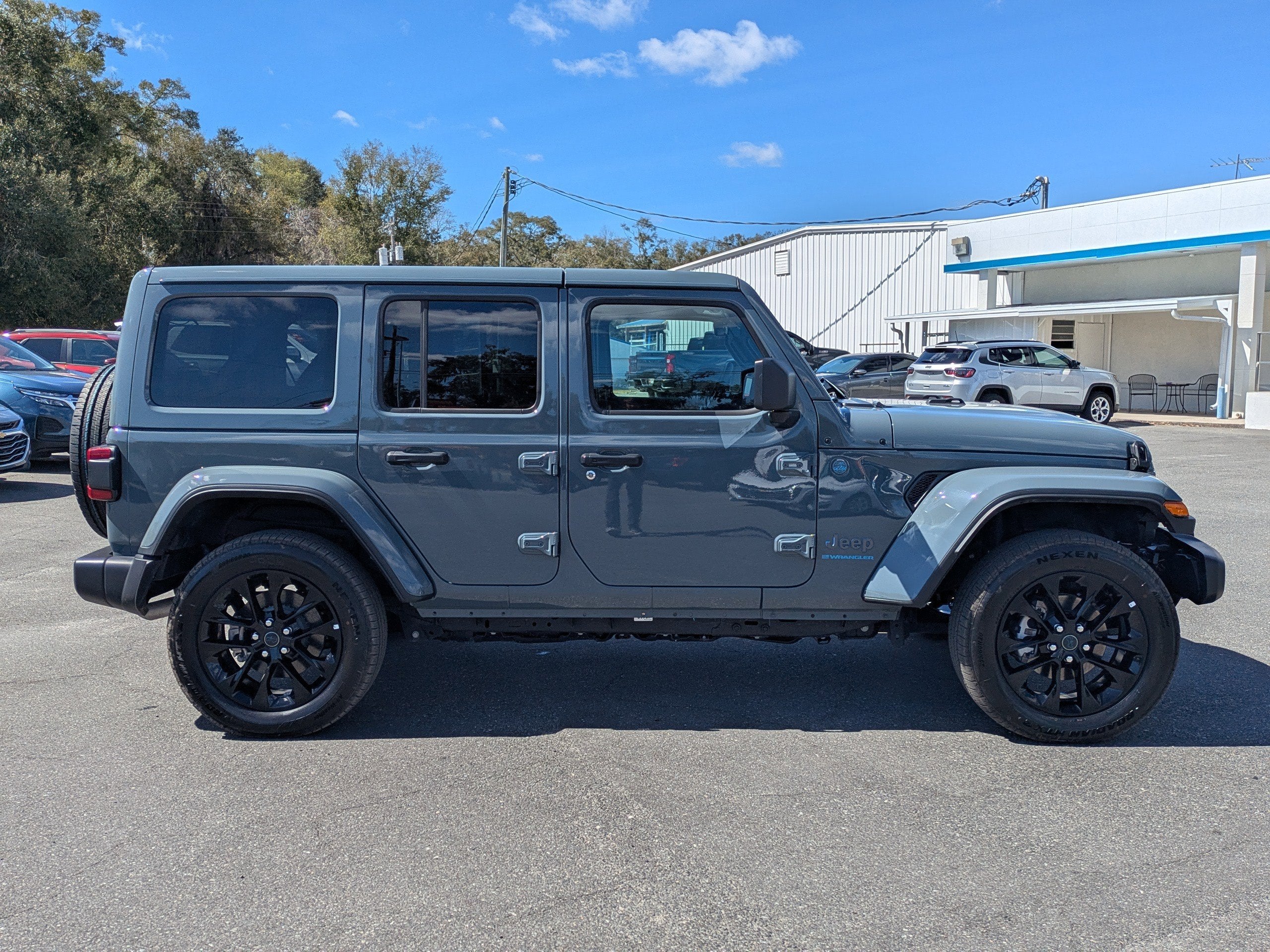 2025 Jeep Wrangler 4xe Sahara