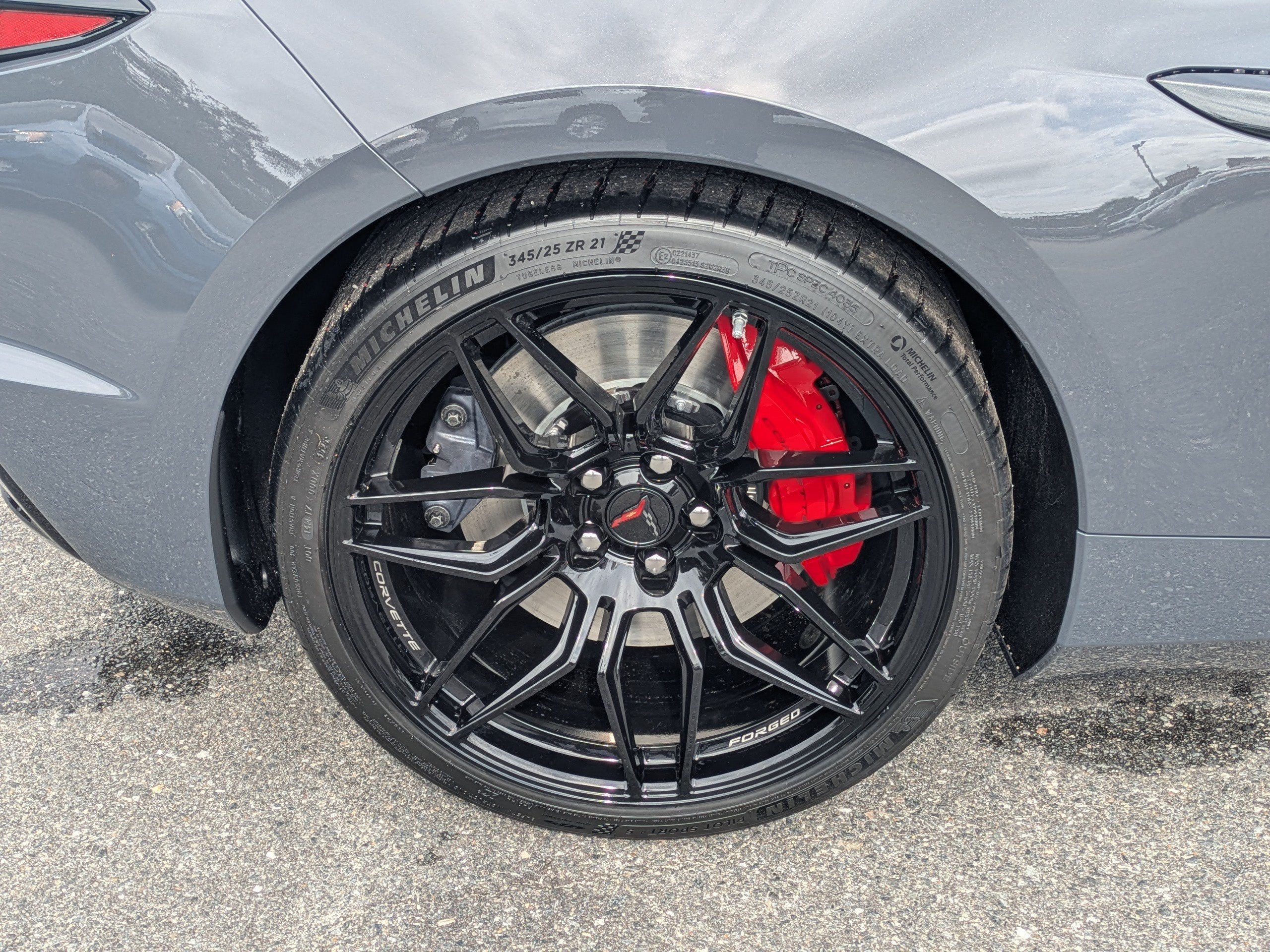 2027 Chevrolet Corvette 3LZ - Photo 11