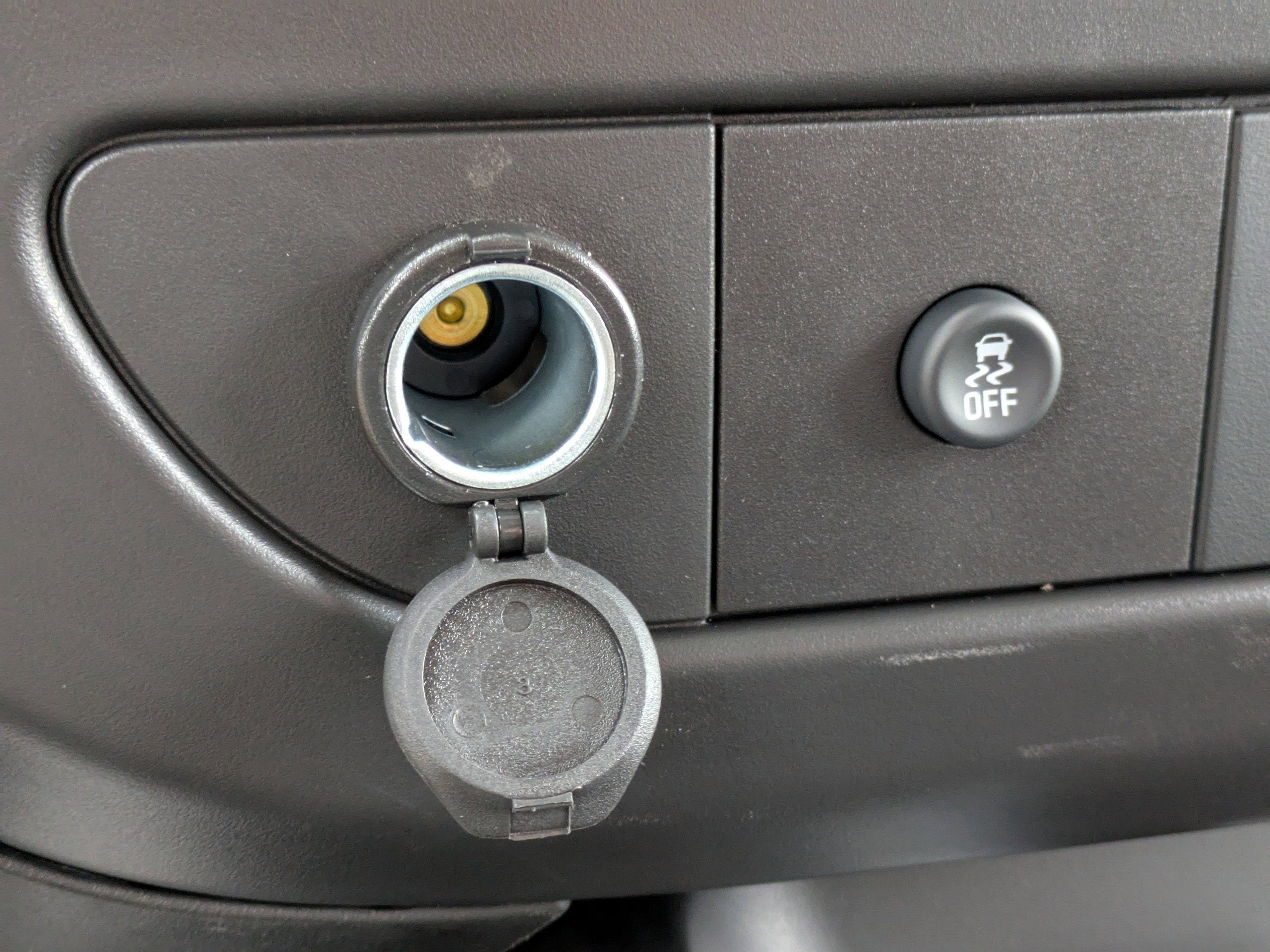 2025 Chevrolet Express Passenger 1LS