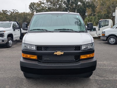 2025 Chevrolet Express Passenger 1LS