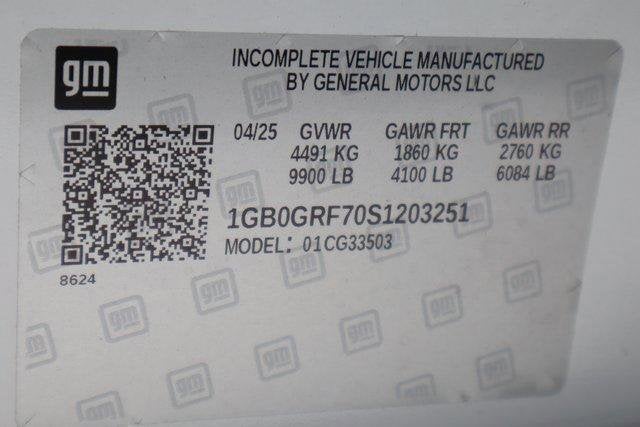 2025 Chevrolet Express Cutaway 3500 1WT