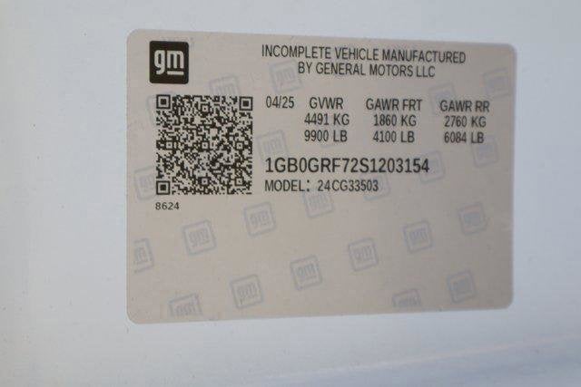 2025 Chevrolet Express Cutaway 3500 1WT