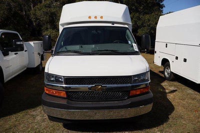 2025 Chevrolet Express Cutaway 3500 1WT