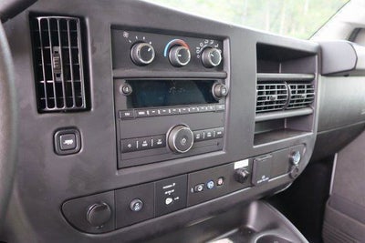 2025 Chevrolet Express Cutaway 3500 1WT