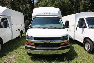 2025 Chevrolet Express Cutaway 3500 1WT