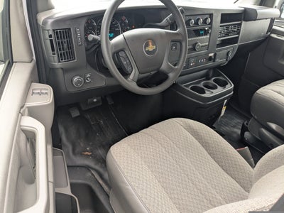 2025 Chevrolet Express Cutaway 3500 1WT