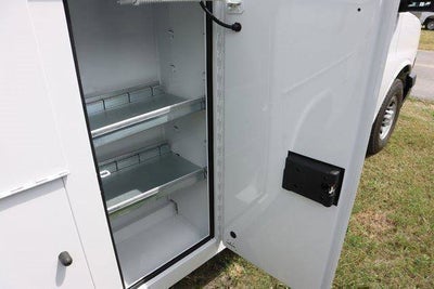 2025 Chevrolet Express Cutaway 3500 1WT