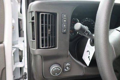 2025 Chevrolet Express Cutaway 3500 1WT