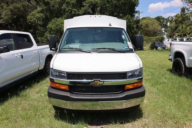 2025 Chevrolet Express Cutaway 3500 1WT