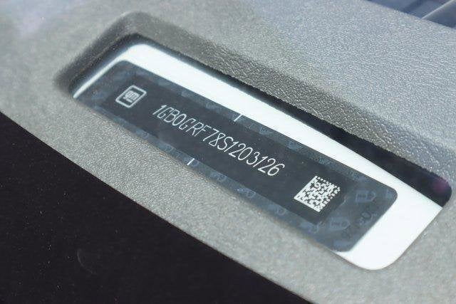 2025 Chevrolet Express Cutaway 3500 1WT