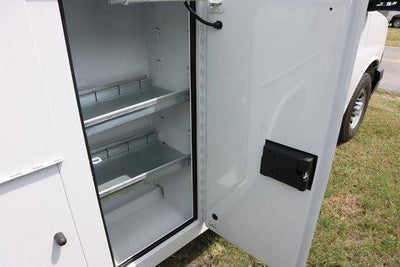 2025 Chevrolet Express Cutaway 3500 1WT