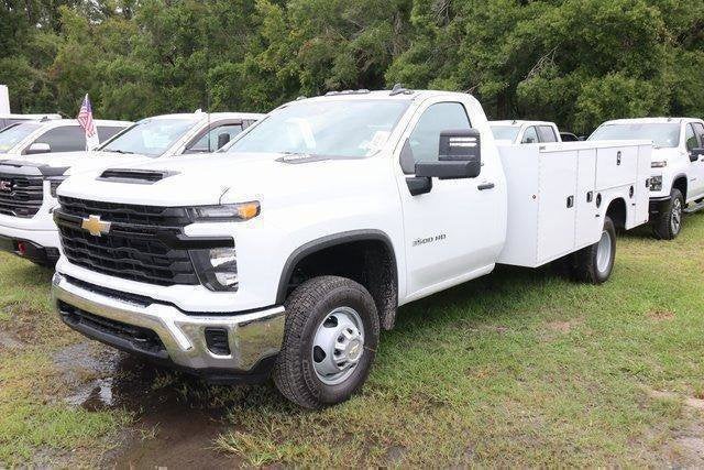 2025 Chevrolet Silverado 3500 HD Chassis Cab Work Truck