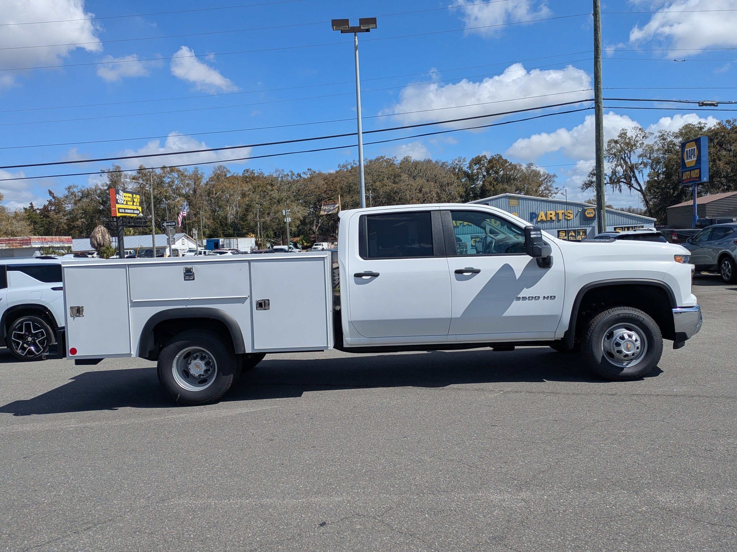 2025 Chevrolet Silverado 3500 HD Chassis Cab Work Truck