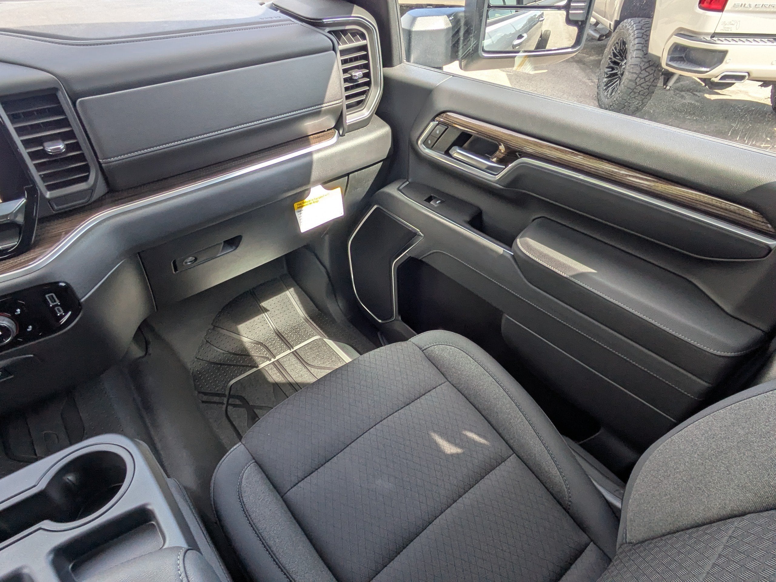 2026 Chevrolet Silverado 3500 HD Chassis Cab LT