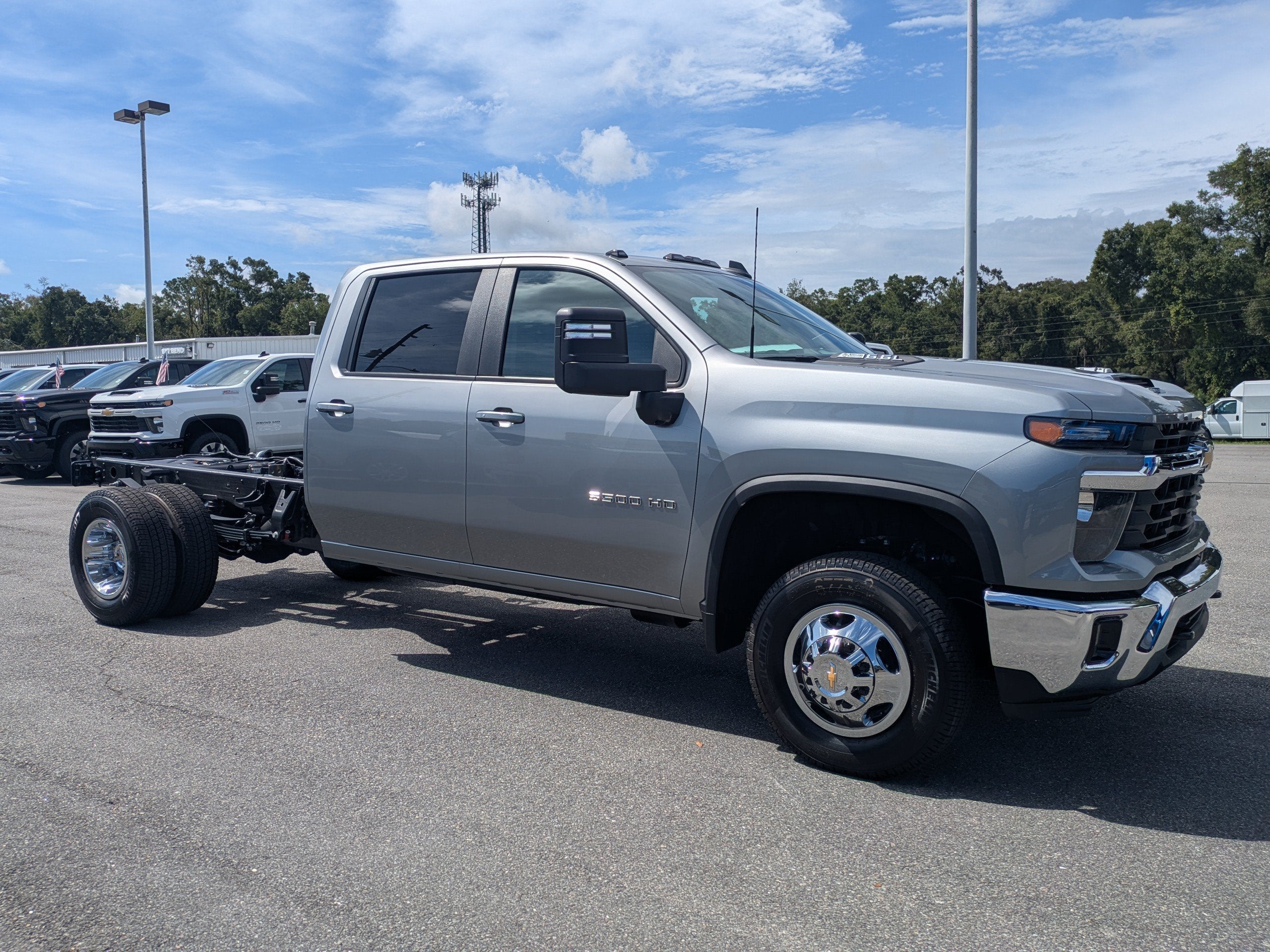 2026 Chevrolet Silverado 3500 HD Chassis Cab LT