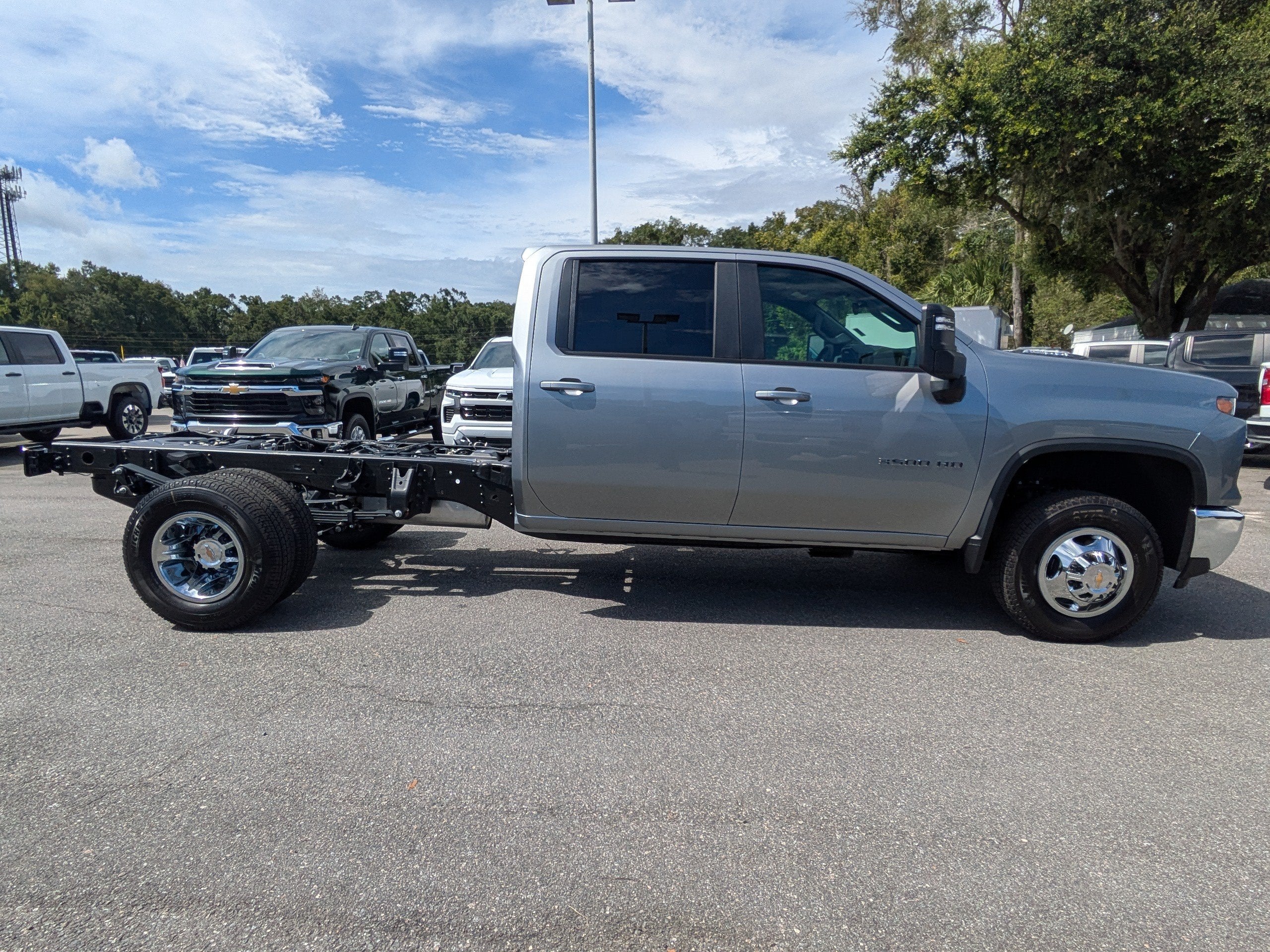 2026 Chevrolet Silverado 3500 HD Chassis Cab LT