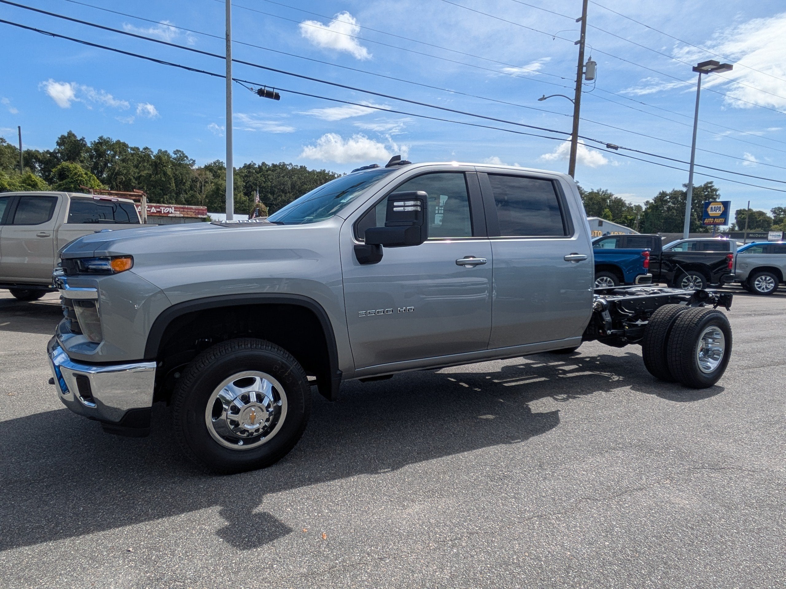 2026 Chevrolet Silverado 3500 HD Chassis Cab LT