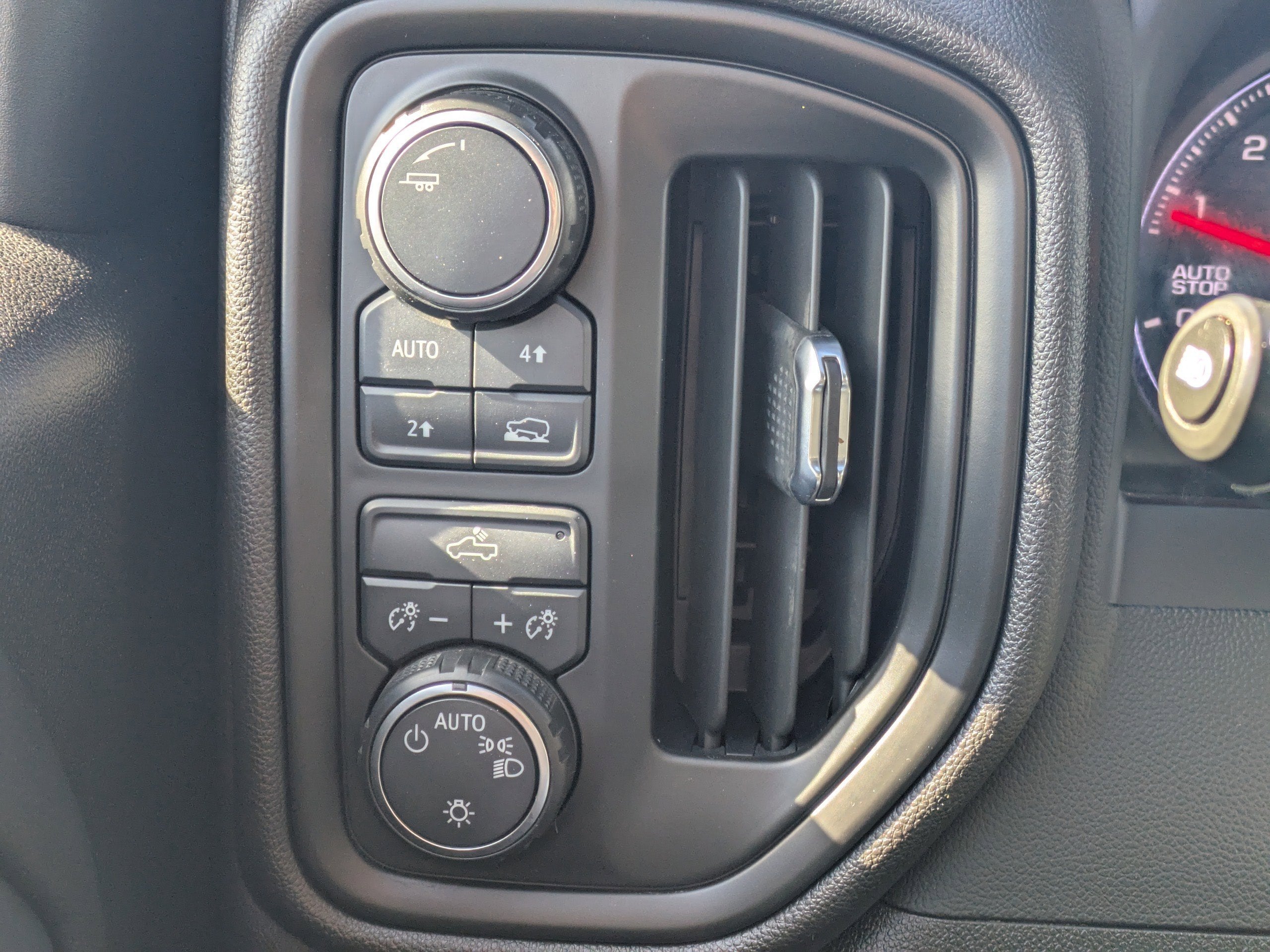 2023 Chevrolet Silverado 1500 WT