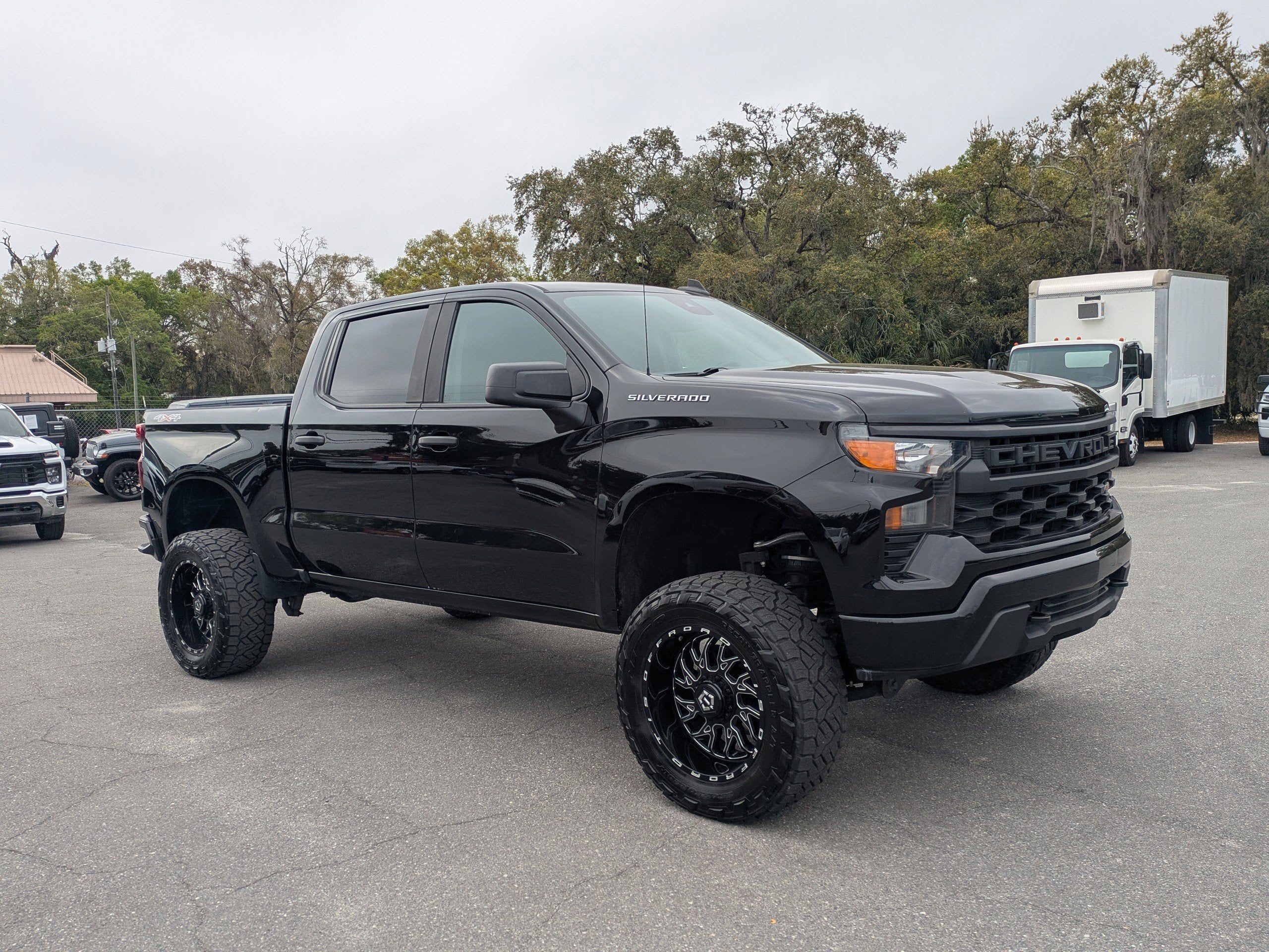 2023 Chevrolet Silverado 1500 Custom