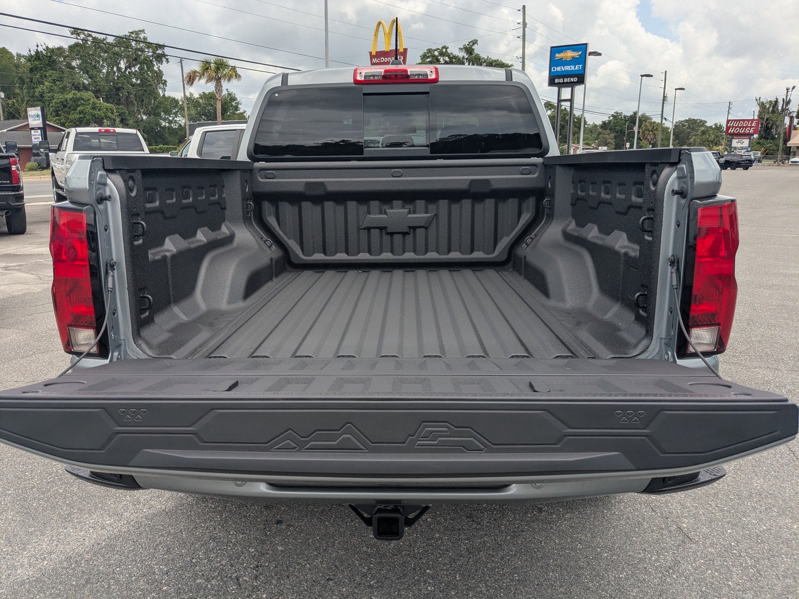 2026 Chevrolet Colorado LT - Photo 13
