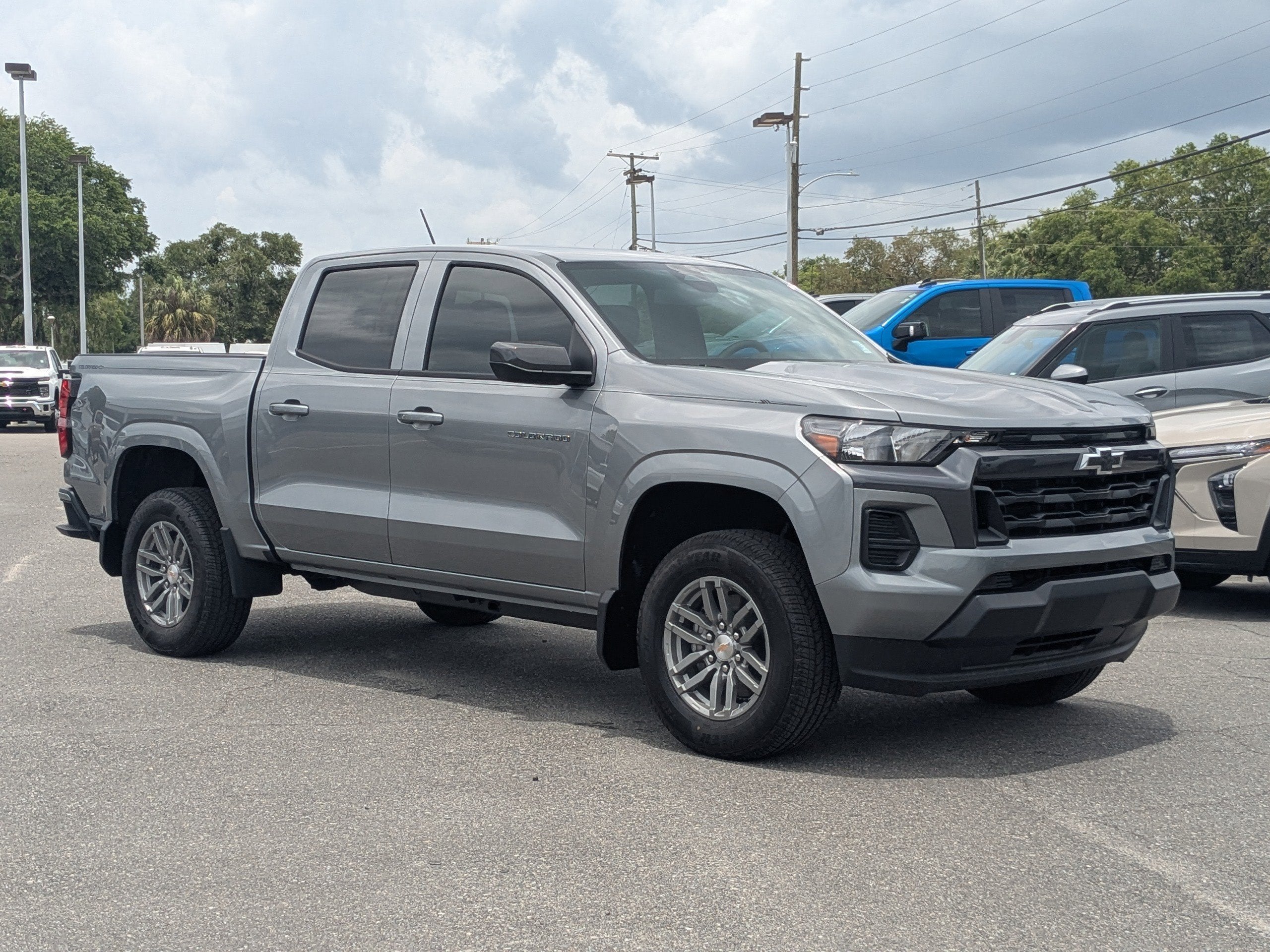 2026 Chevrolet Colorado LT - Photo 2