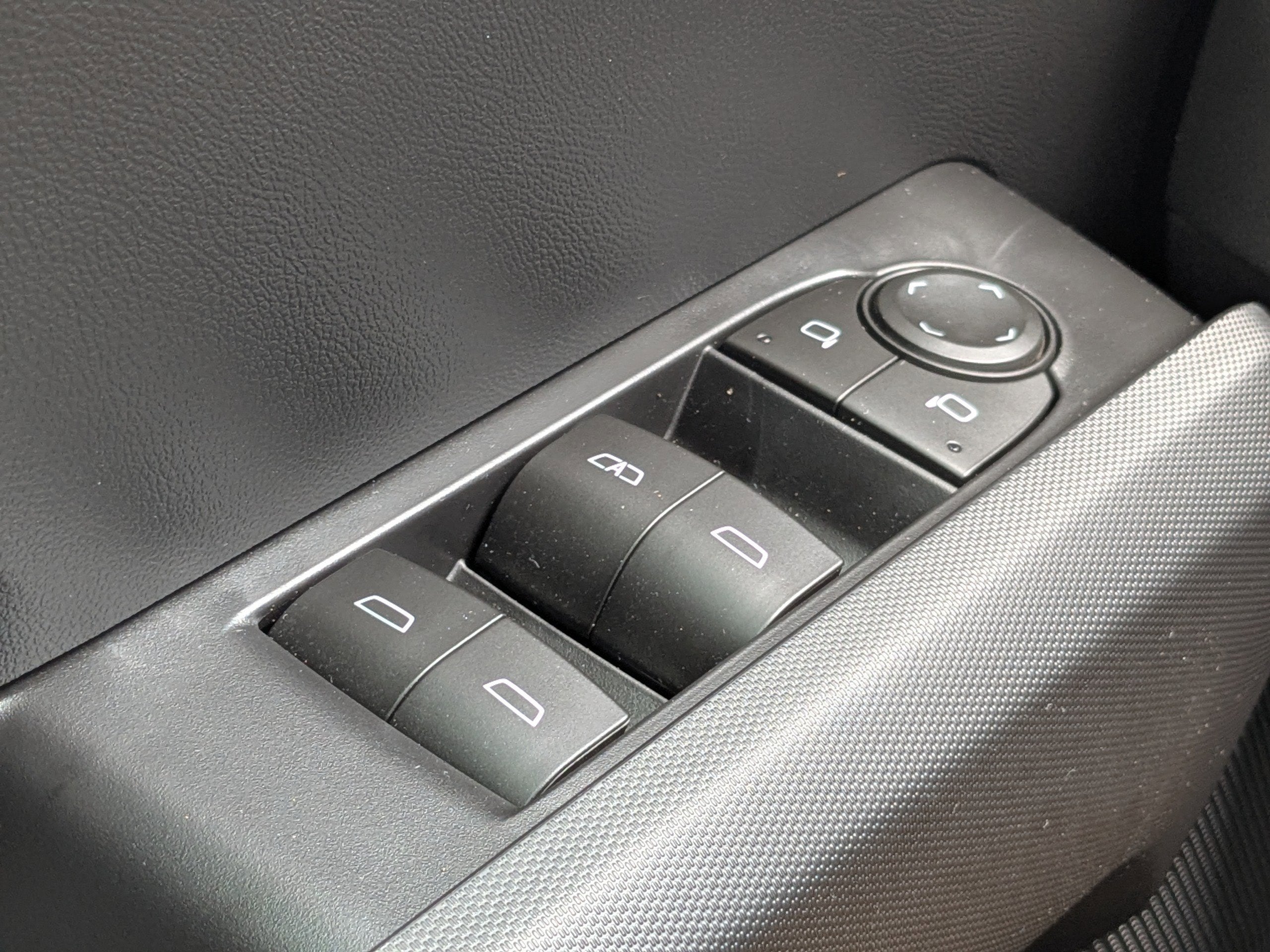 2026 Chevrolet Colorado LT - Photo 26