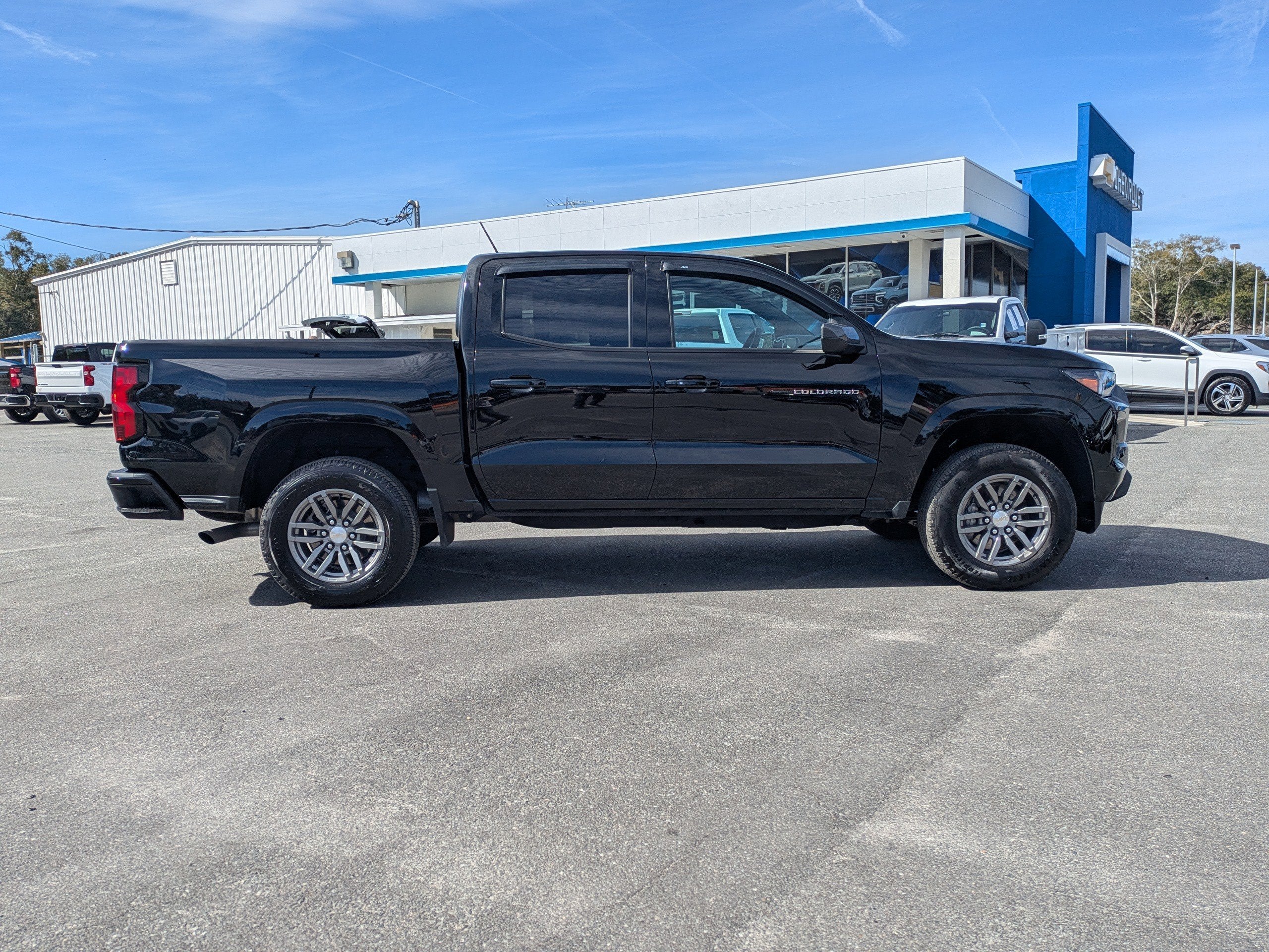 2024 Chevrolet Colorado LT