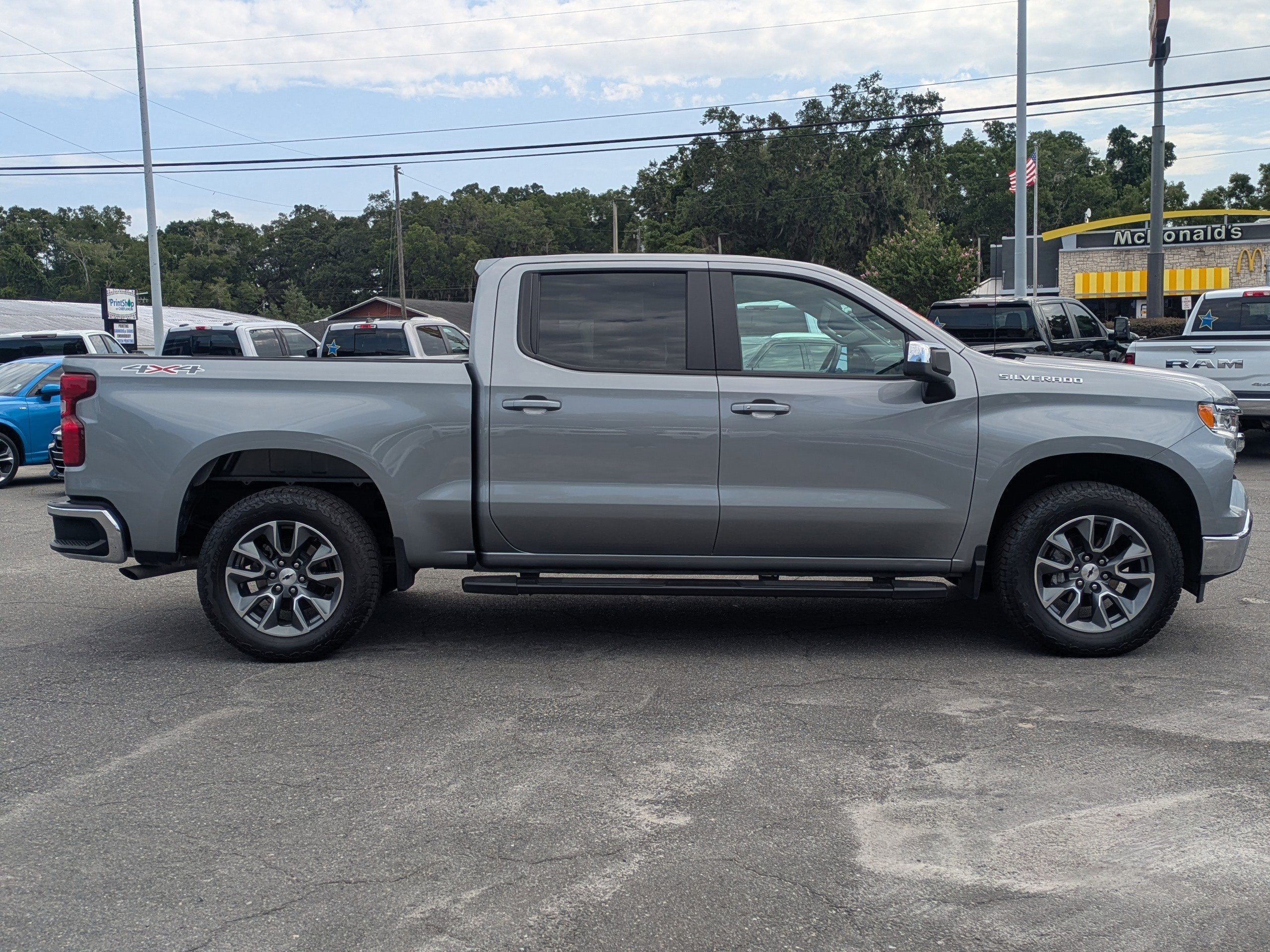 2025 Chevrolet Silverado 1500 LT