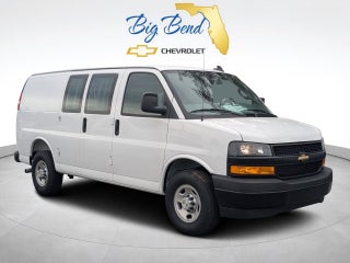 2025 Chevrolet Express Cargo WT