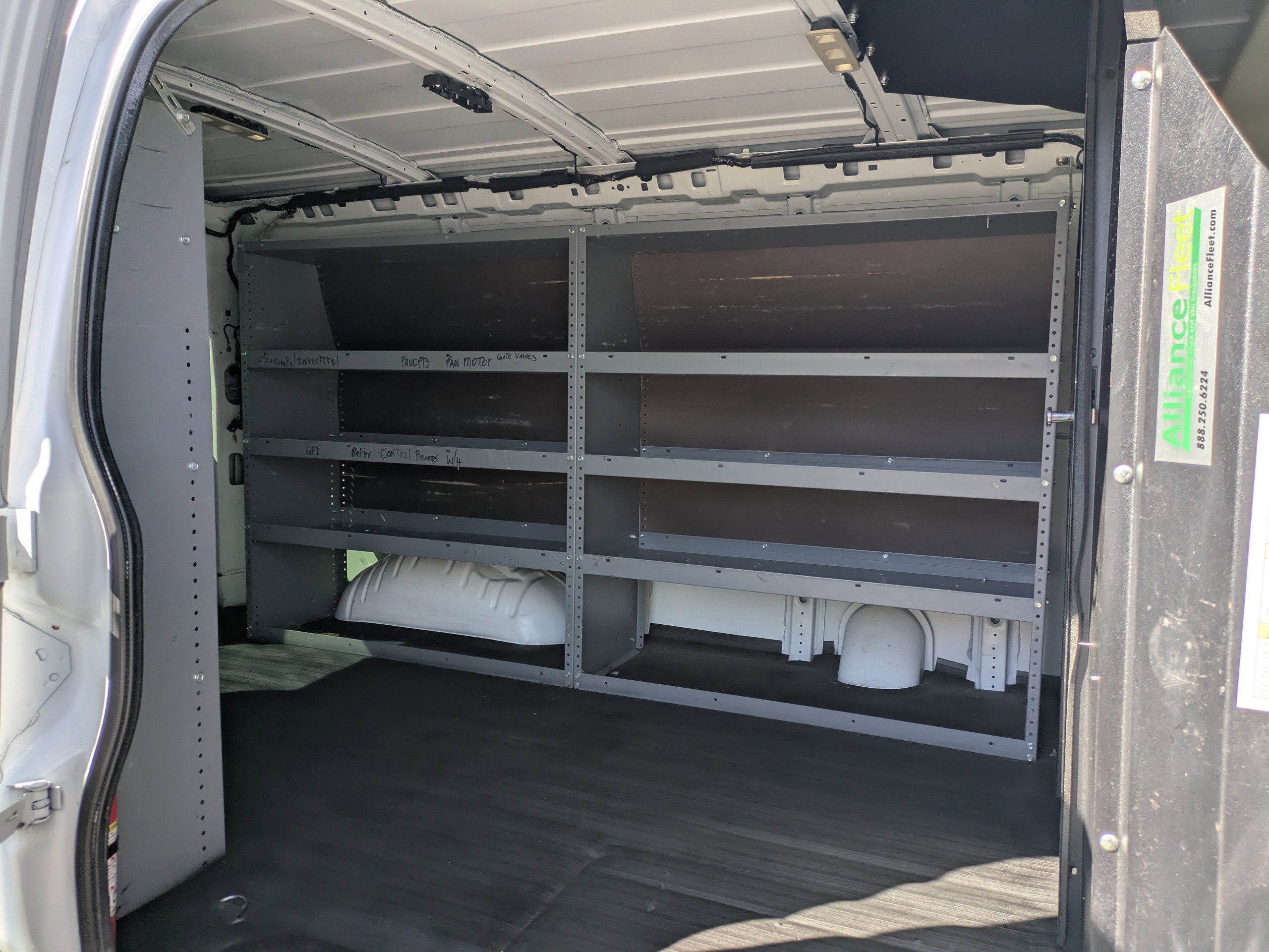 2021 Chevrolet Express Cargo 2500 93I