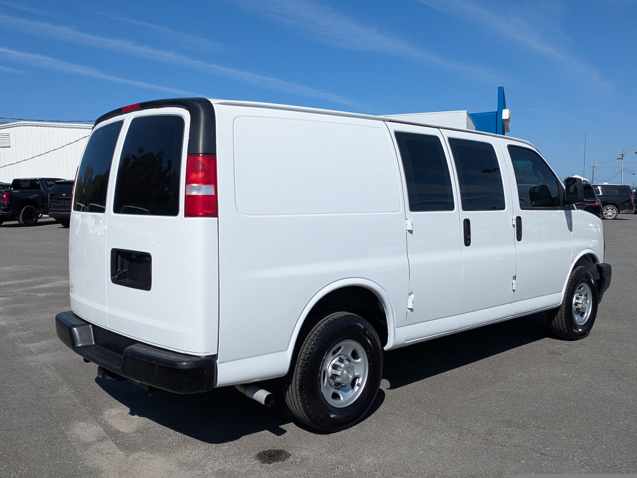 2021 Chevrolet Express Cargo 2500 93I
