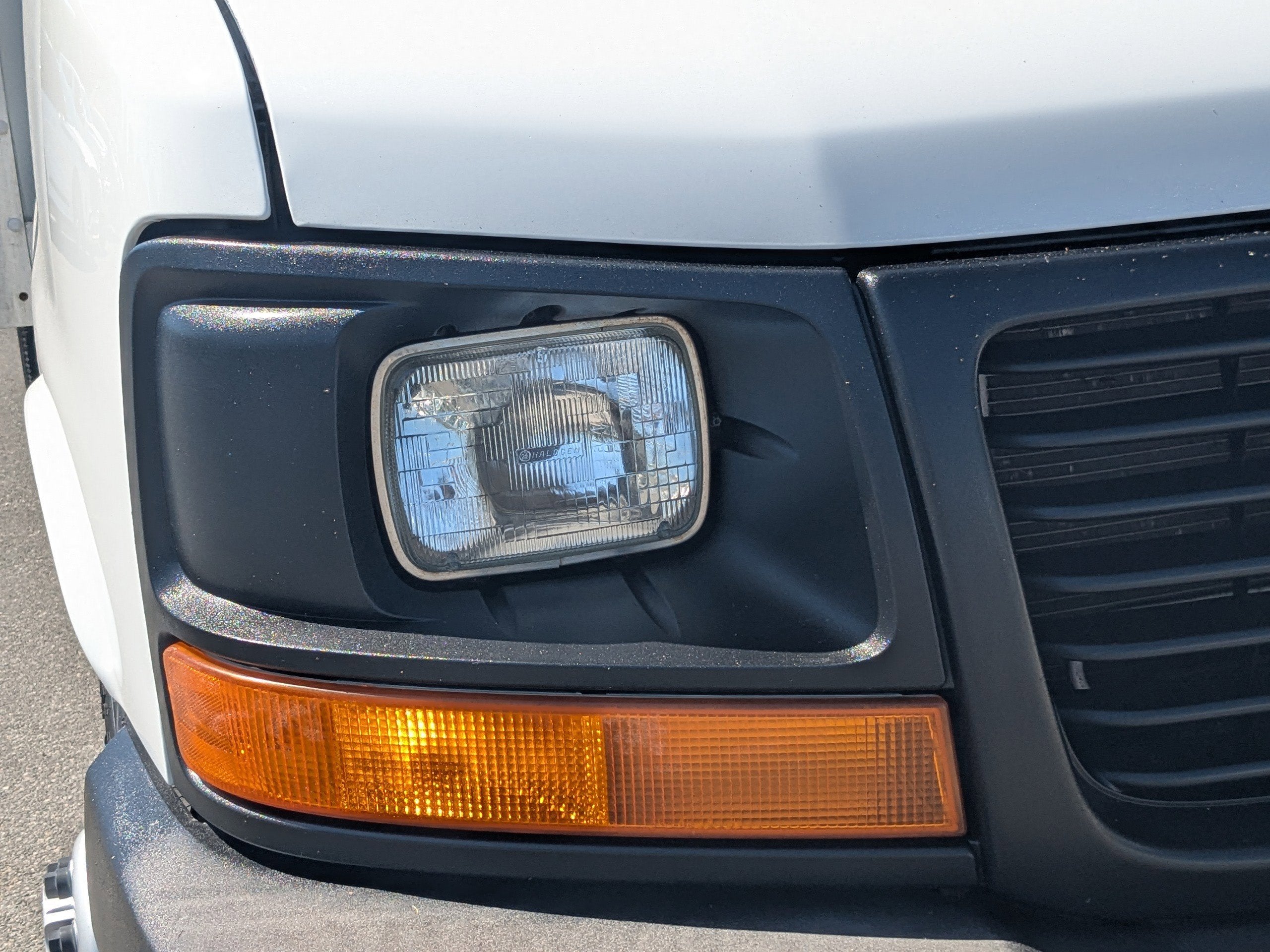 2016 GMC Savana Cutaway 3500 Base