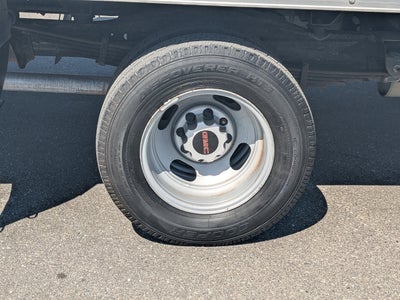 2016 GMC Savana Cutaway 3500 Base