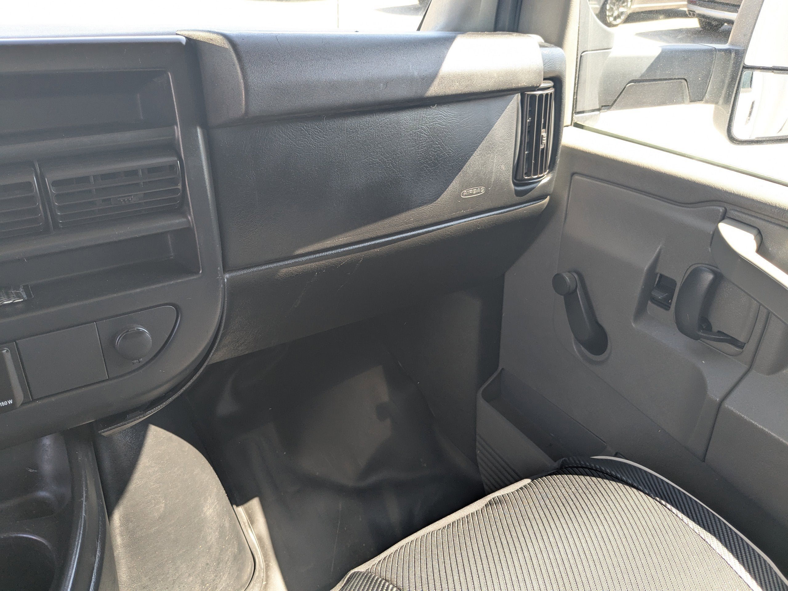 2016 GMC Savana Cutaway 3500 Base