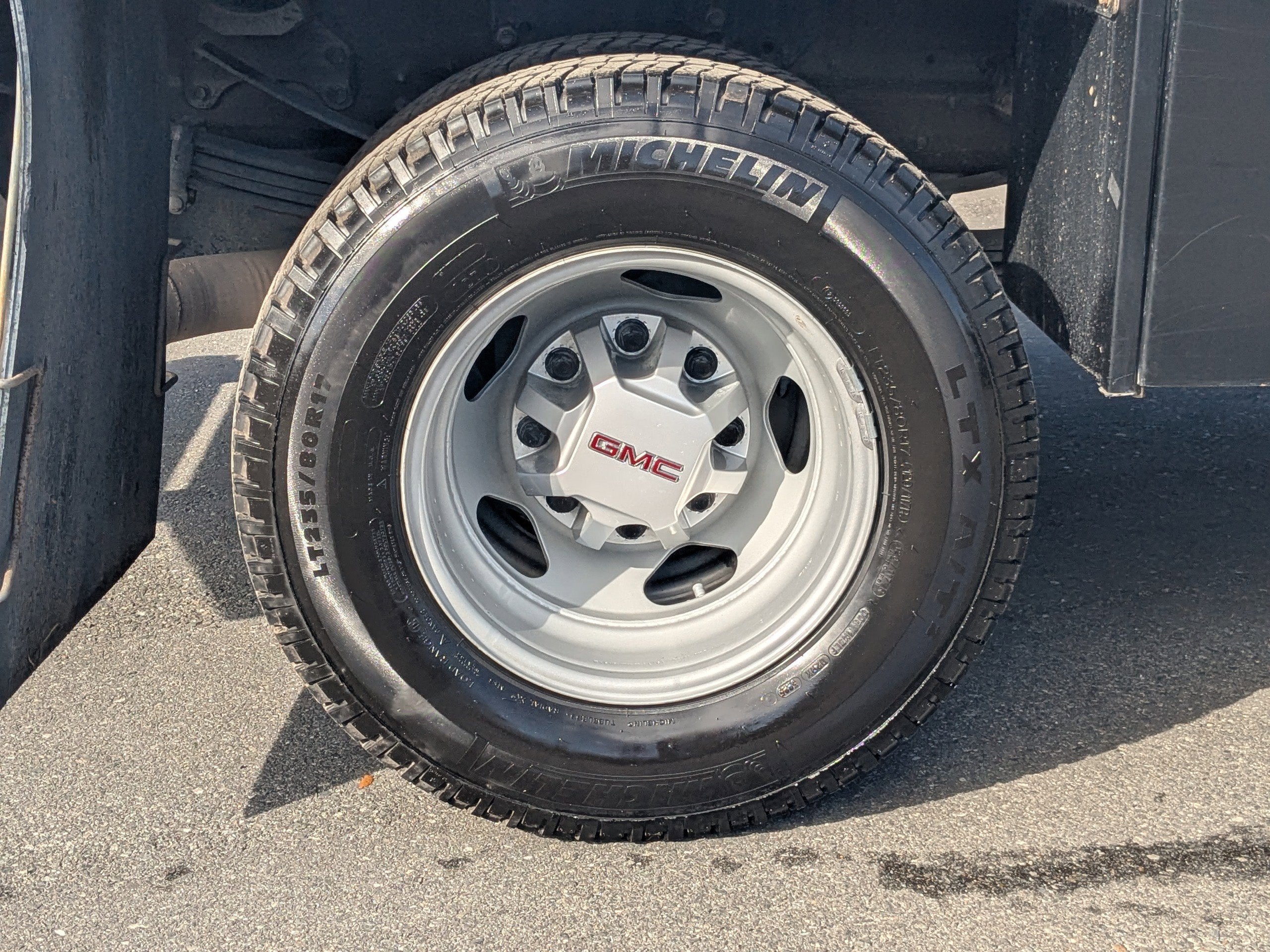 2024 GMC Sierra 3500 HD Chassis Cab Pro