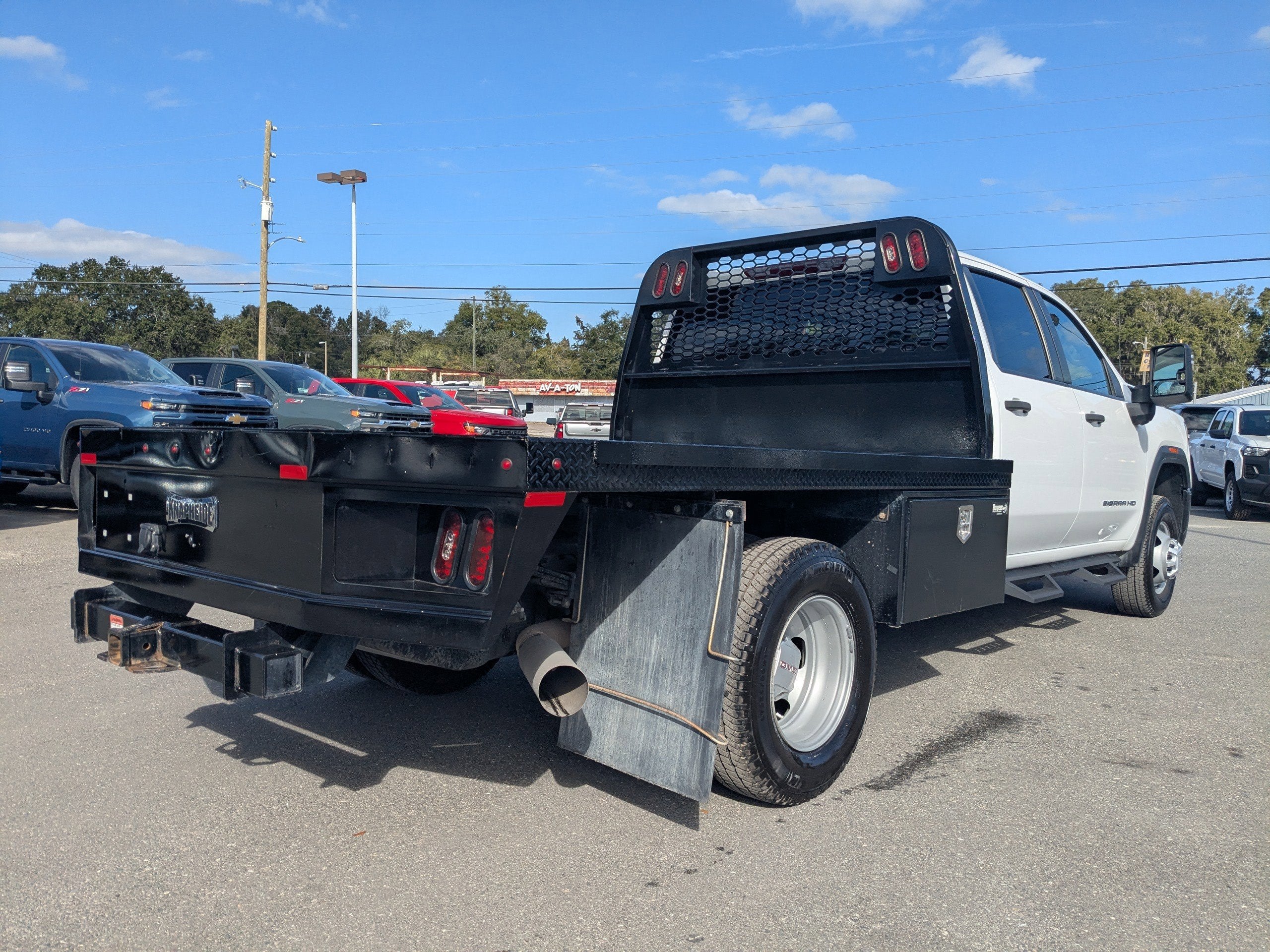 2024 GMC Sierra 3500 HD Chassis Cab Pro