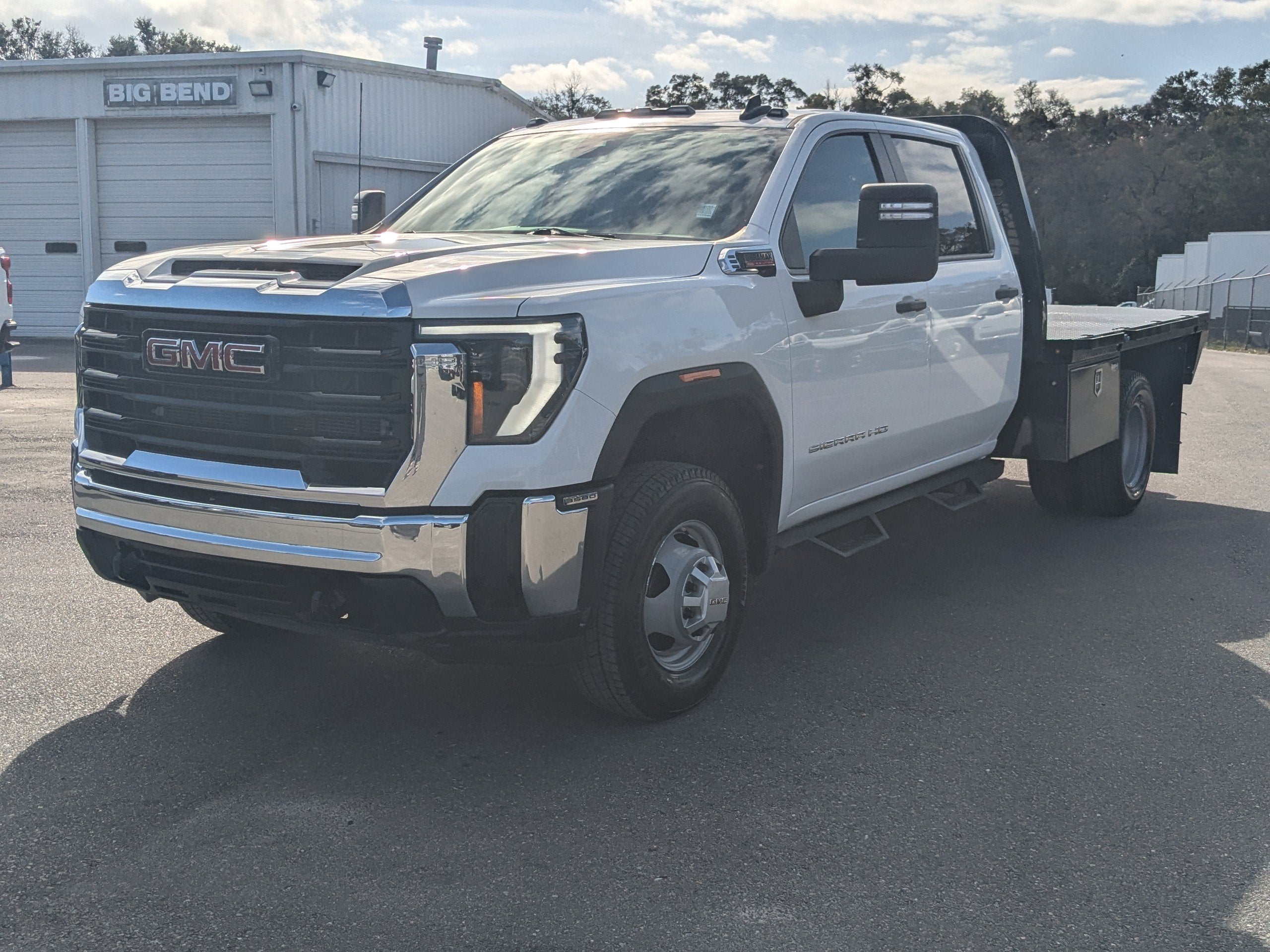 2024 GMC Sierra 3500 HD Chassis Cab Pro