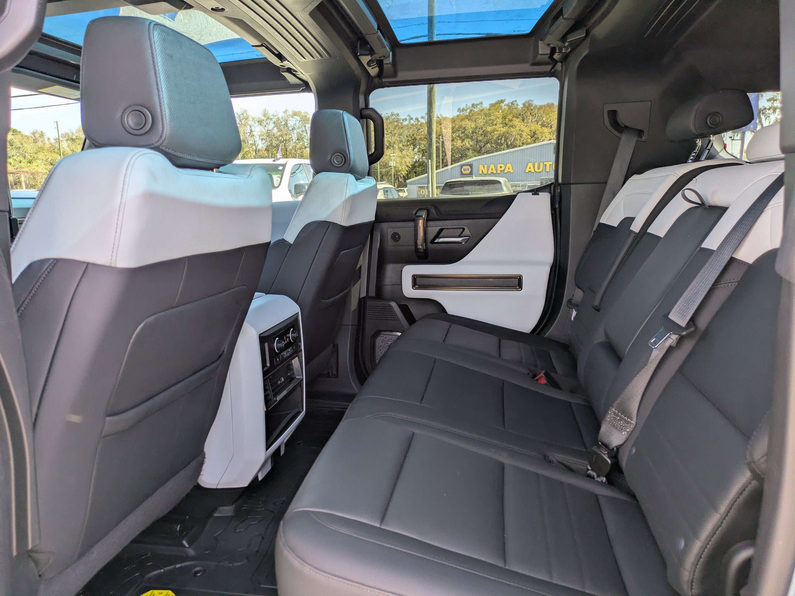 2024 GMC HUMMER EV SUV 3X OMEGA LIMITED EDITION