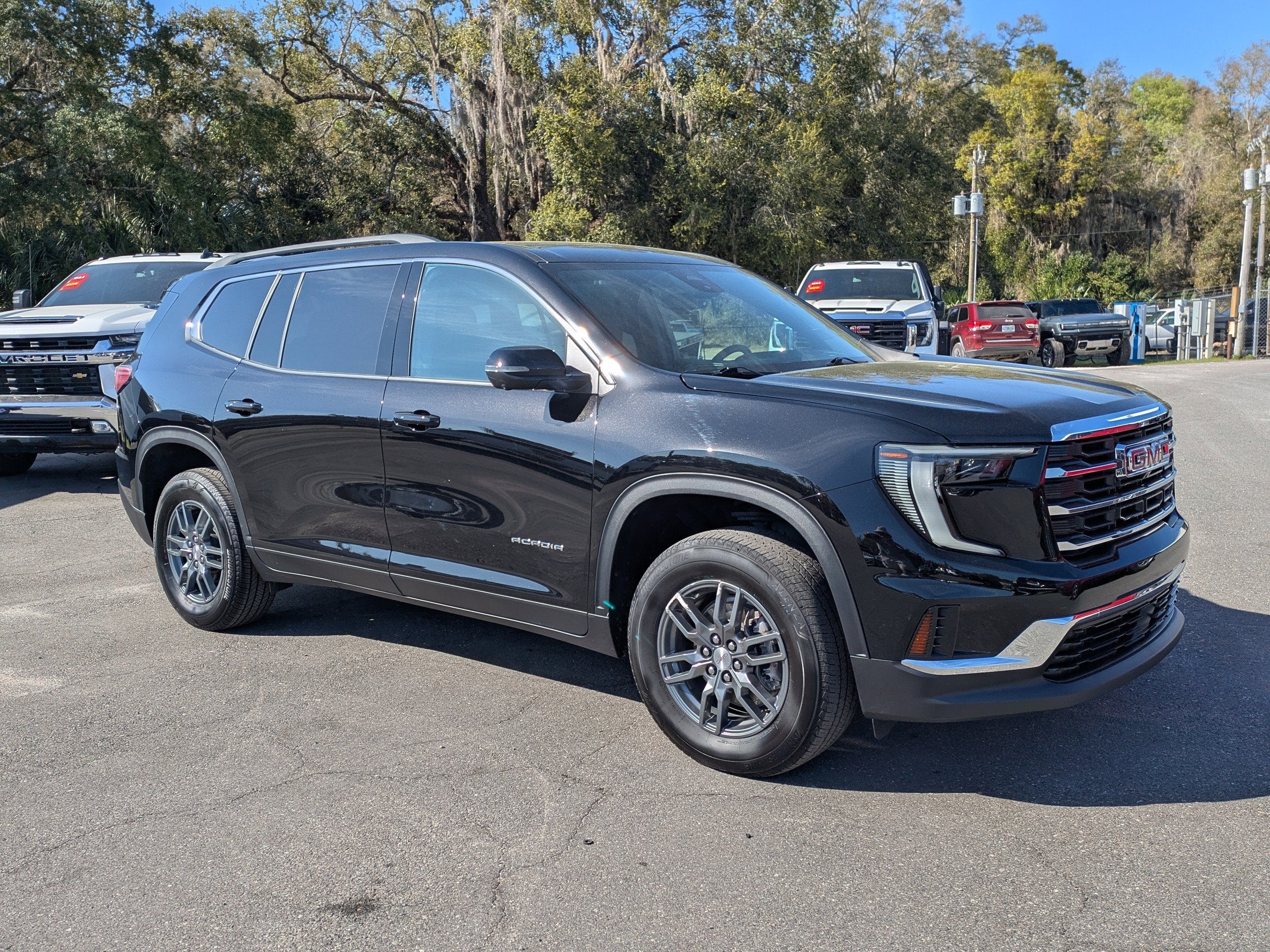 2025 GMC Acadia Elevation
