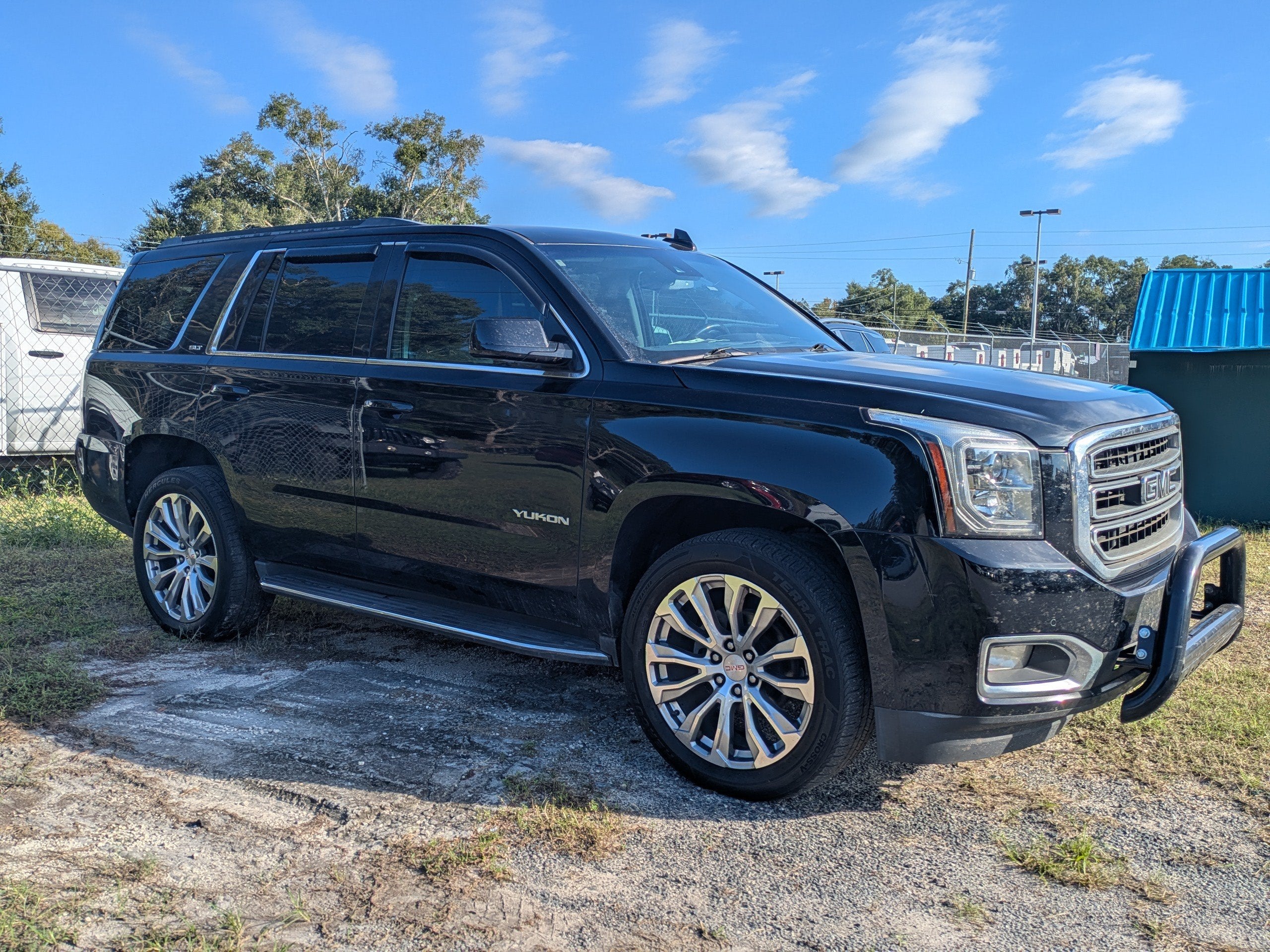 2017 GMC Yukon SLT