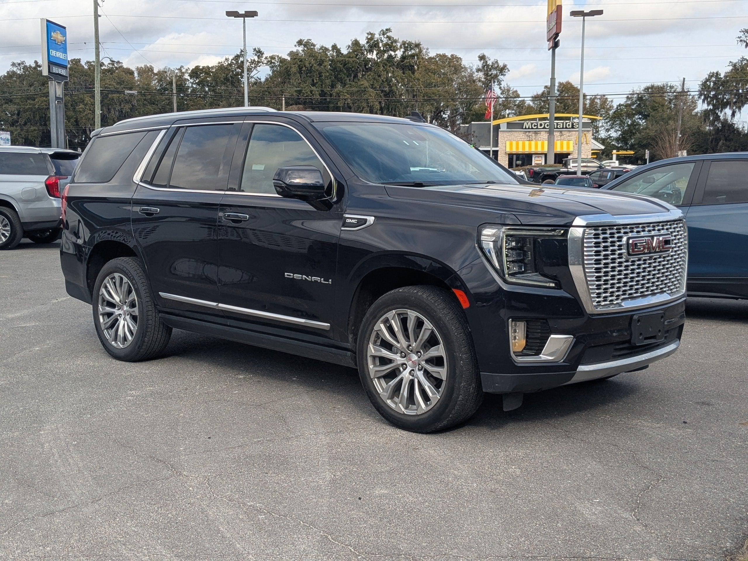 2023 GMC Yukon Denali