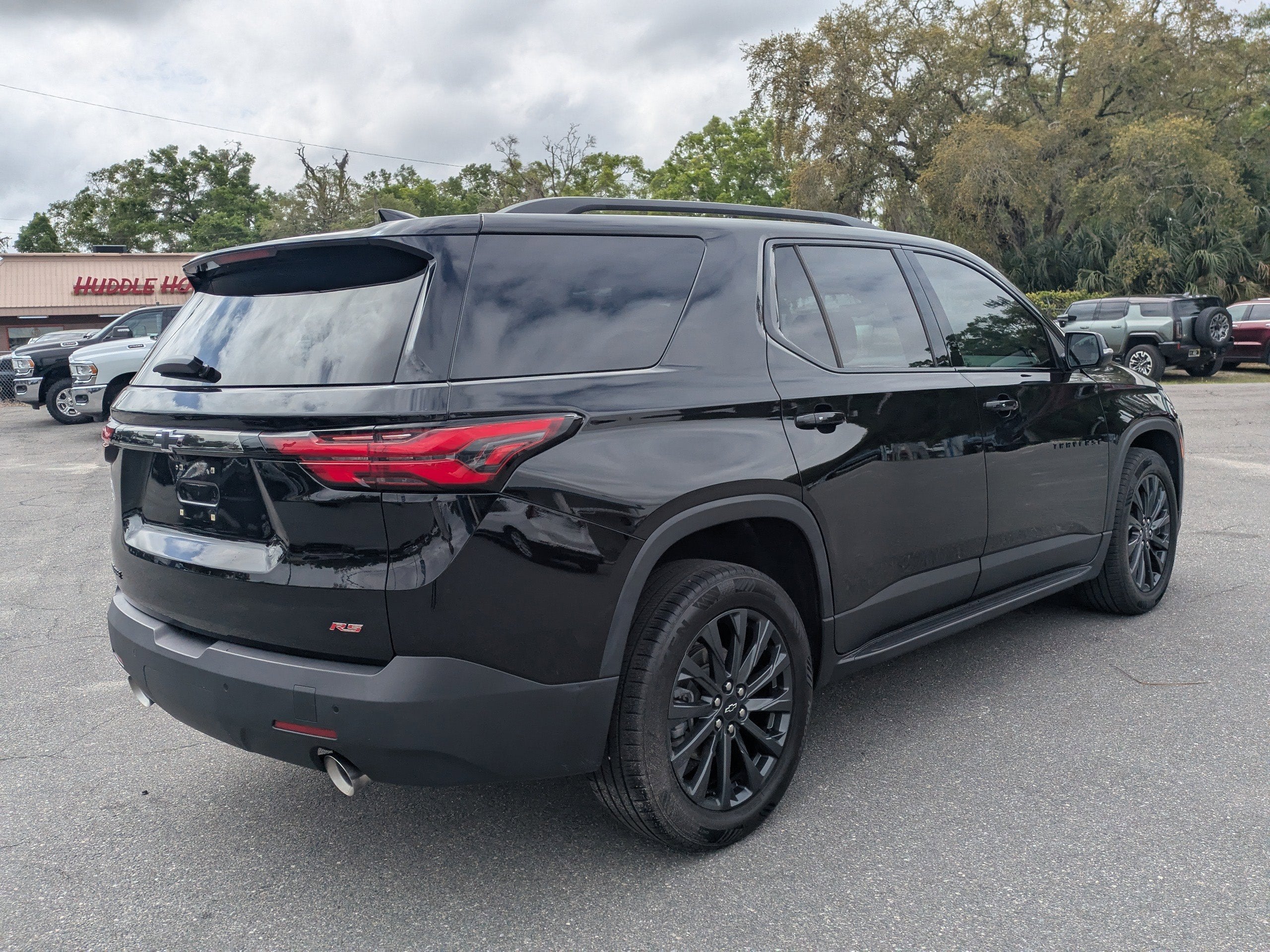 2023 Chevrolet Traverse RS